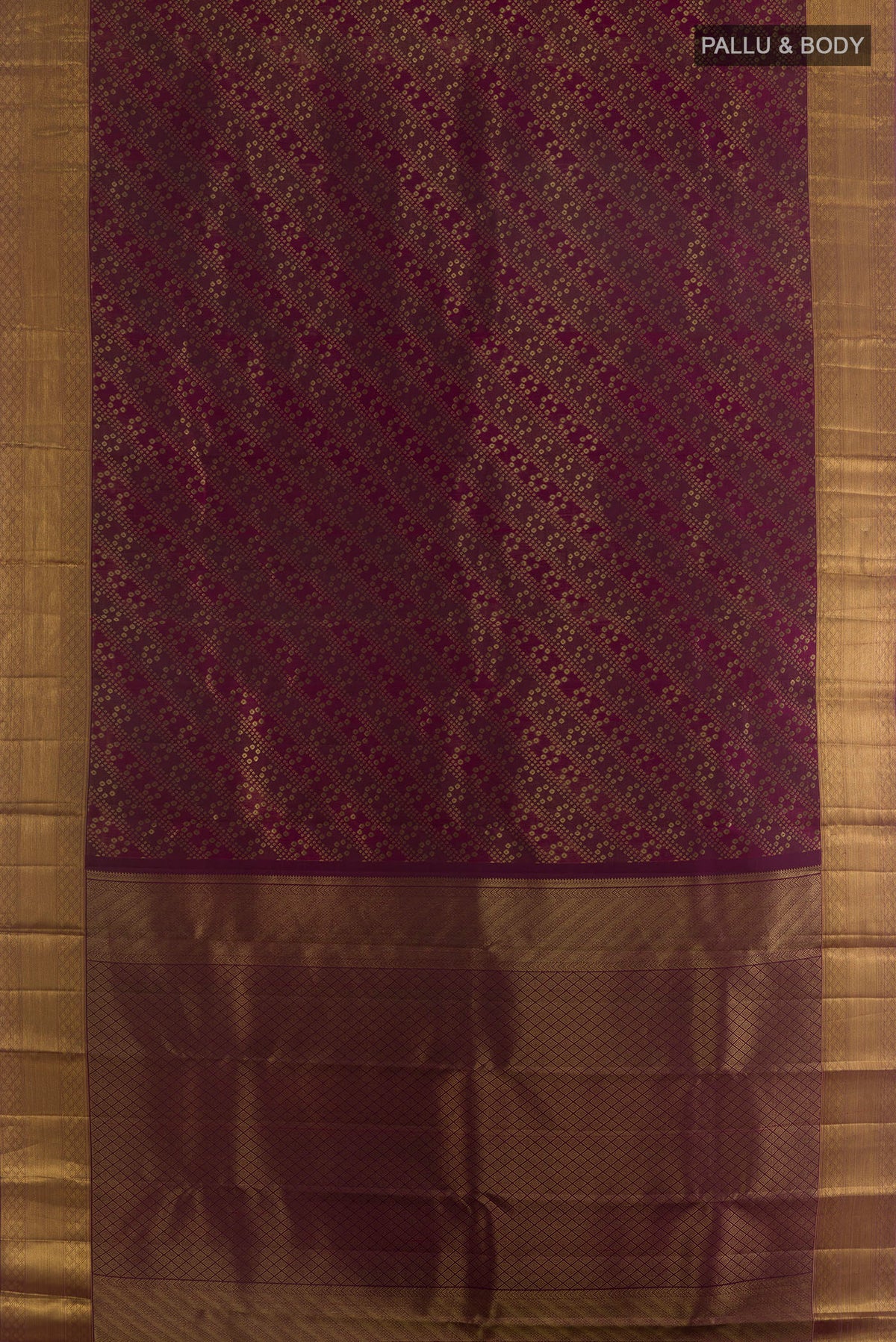 Flat view of Pure Silk Purple Kanchipuram Saree with Zari Brocade on the body and Zari Border. 