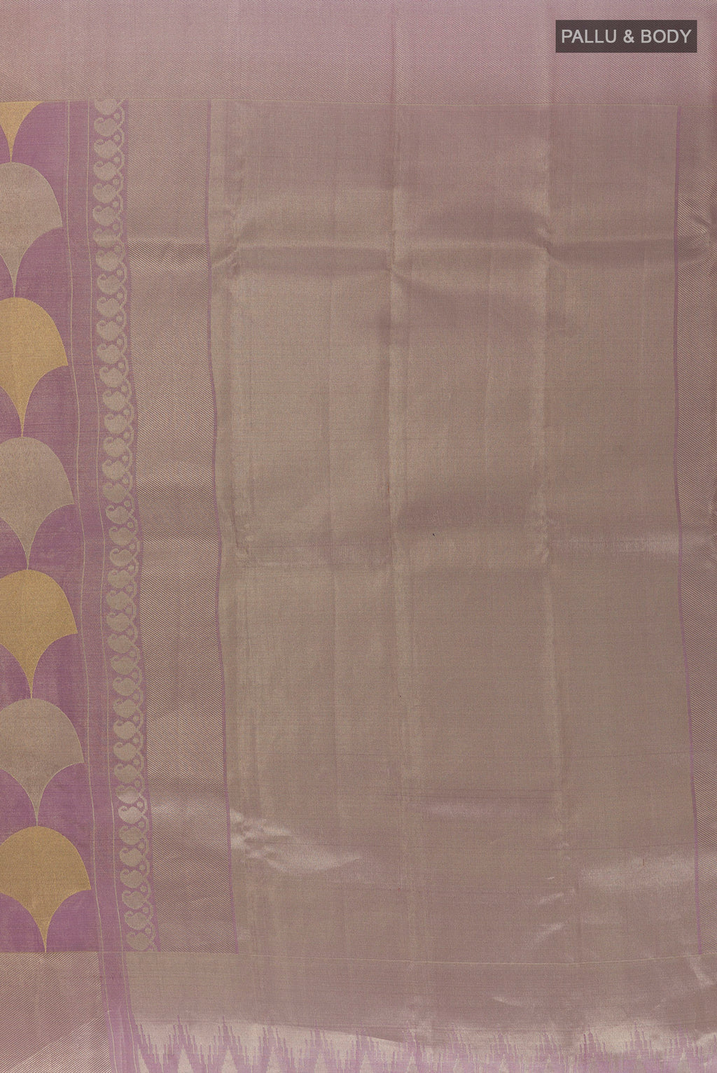 Close up image of the pallu of Pure Silk Lavender Kanchipuram Saree with Zari Brocade on the body and Zari Border. 