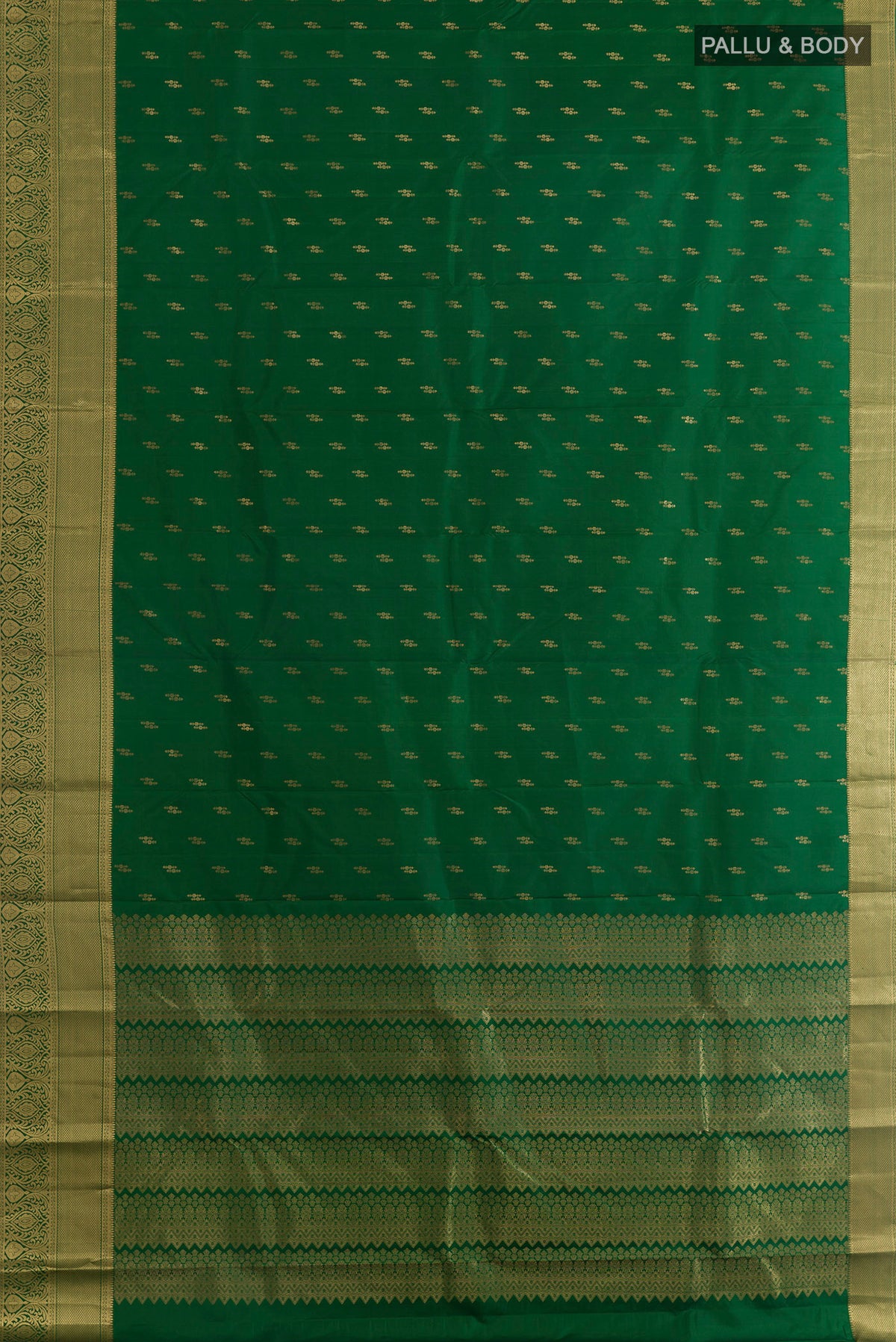 Flat view of Pure Silk Green Kanchipuram Saree with Zari Butta on the body and Zari Border. 