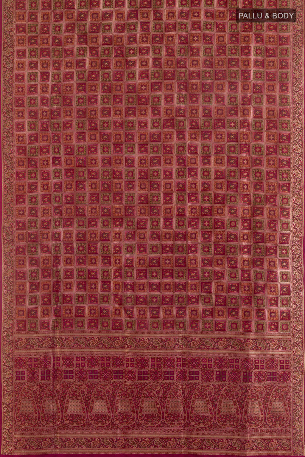 Flat view of Pure Silk Maroon Dual Tone Banarasi Jamavar Saree with Jamdani on the body and Zari Border. 