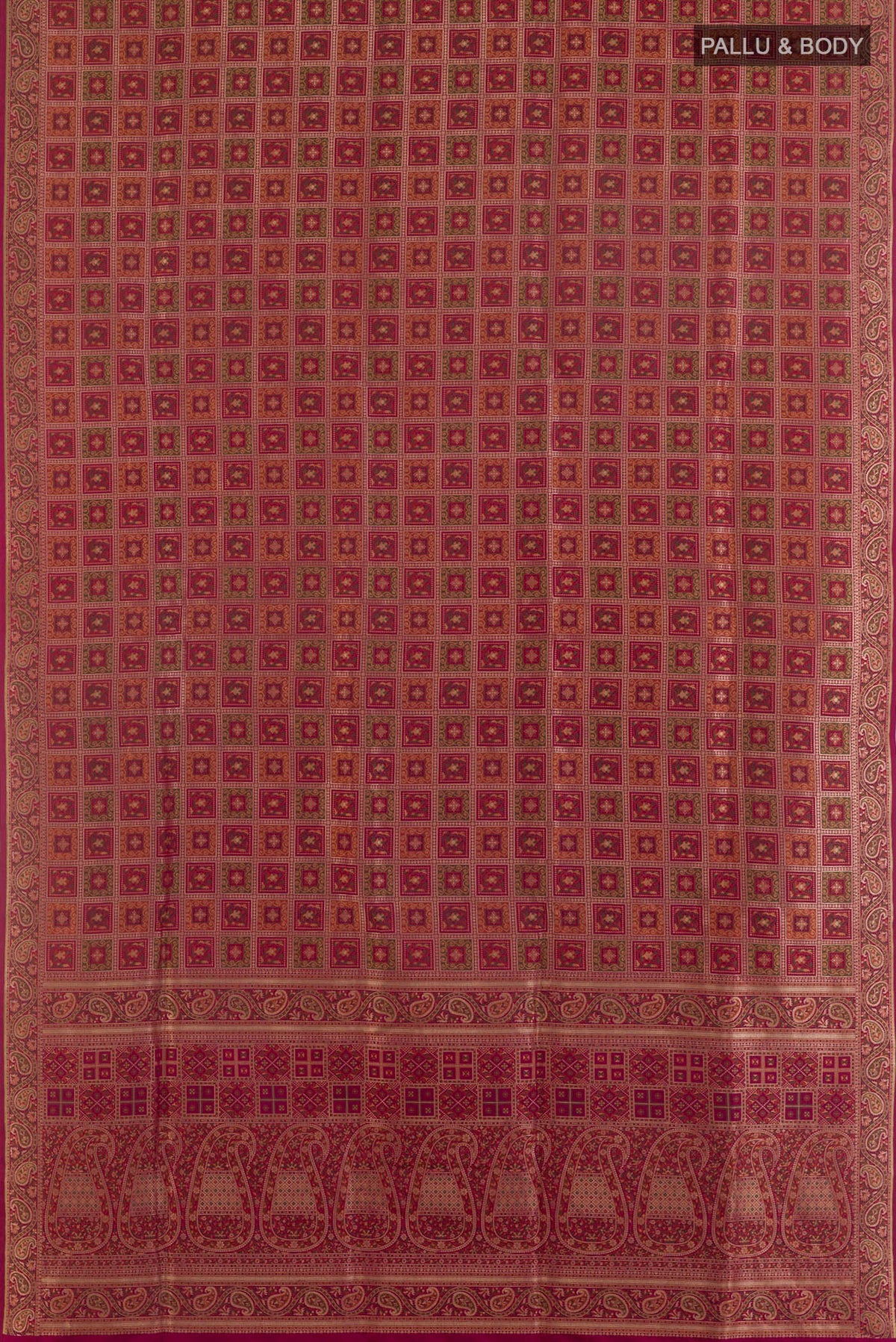 Flat view of Pure Silk Maroon Dual Tone Banarasi Jamavar Saree with Jamdani on the body and Zari Border. 