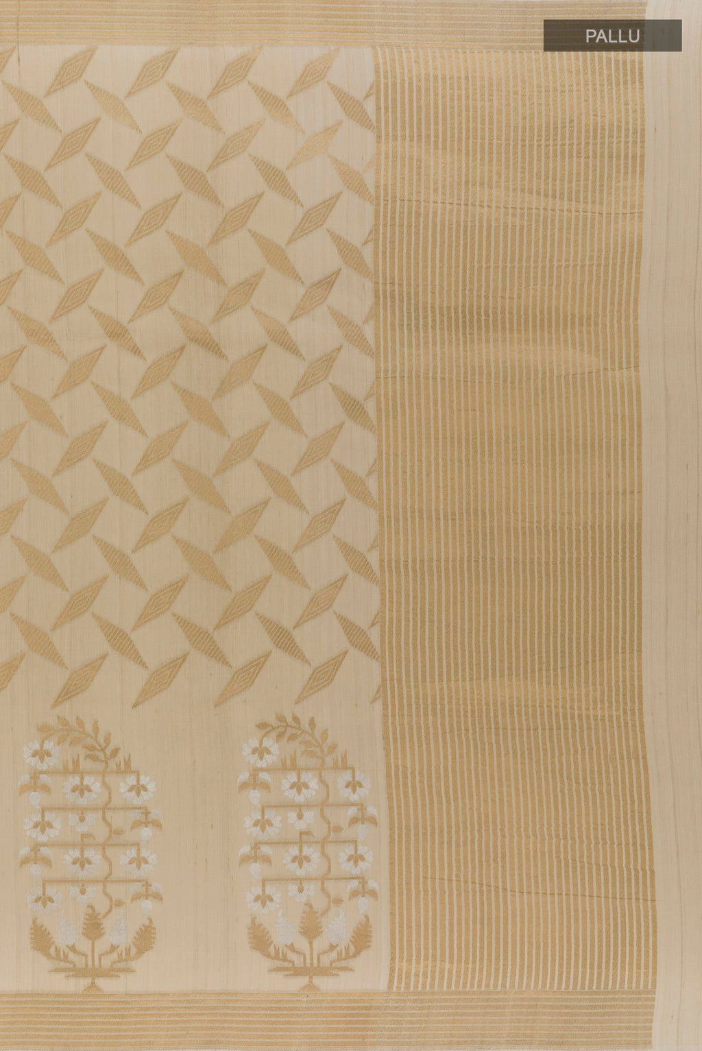 Close up image of the pallu of Beige Banarasi Tussar Saree with Zari Brocade on the body and Zari Border. 