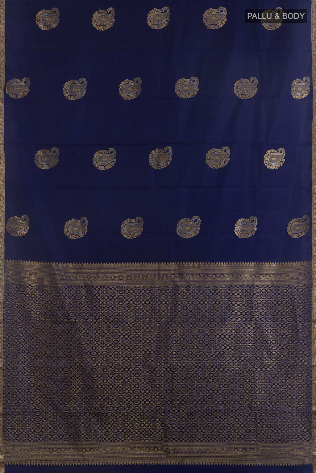 Flat view of Pure Silk Navy Blue Kanchipuram Saree with Zari Butta on the body and Zari Border. 