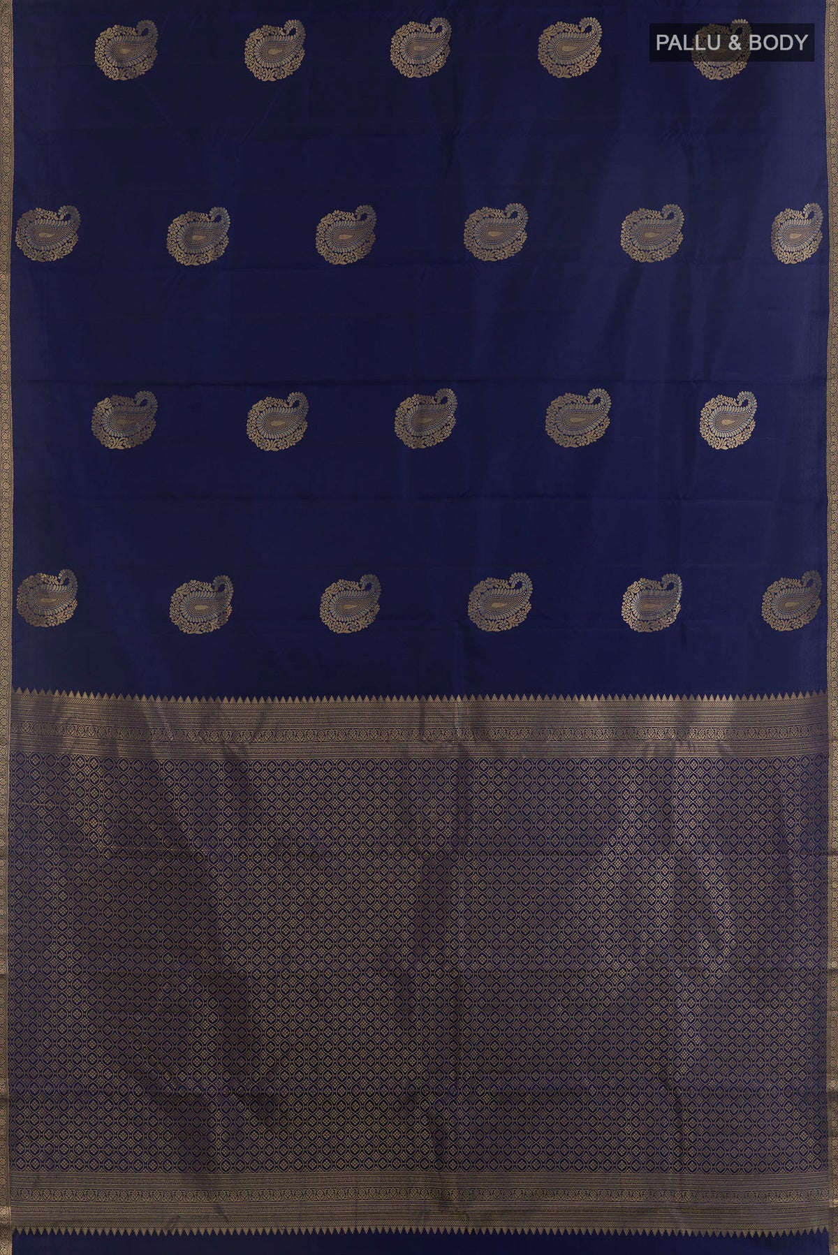 Flat view of Pure Silk Navy Blue Kanchipuram Saree with Zari Butta on the body and Zari Border. 
