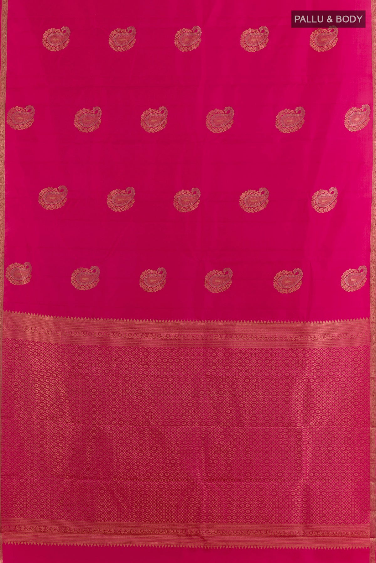 Flat view of Pure Silk Pink Kanchipuram Saree with Zari Butta on the body and Zari Border. 