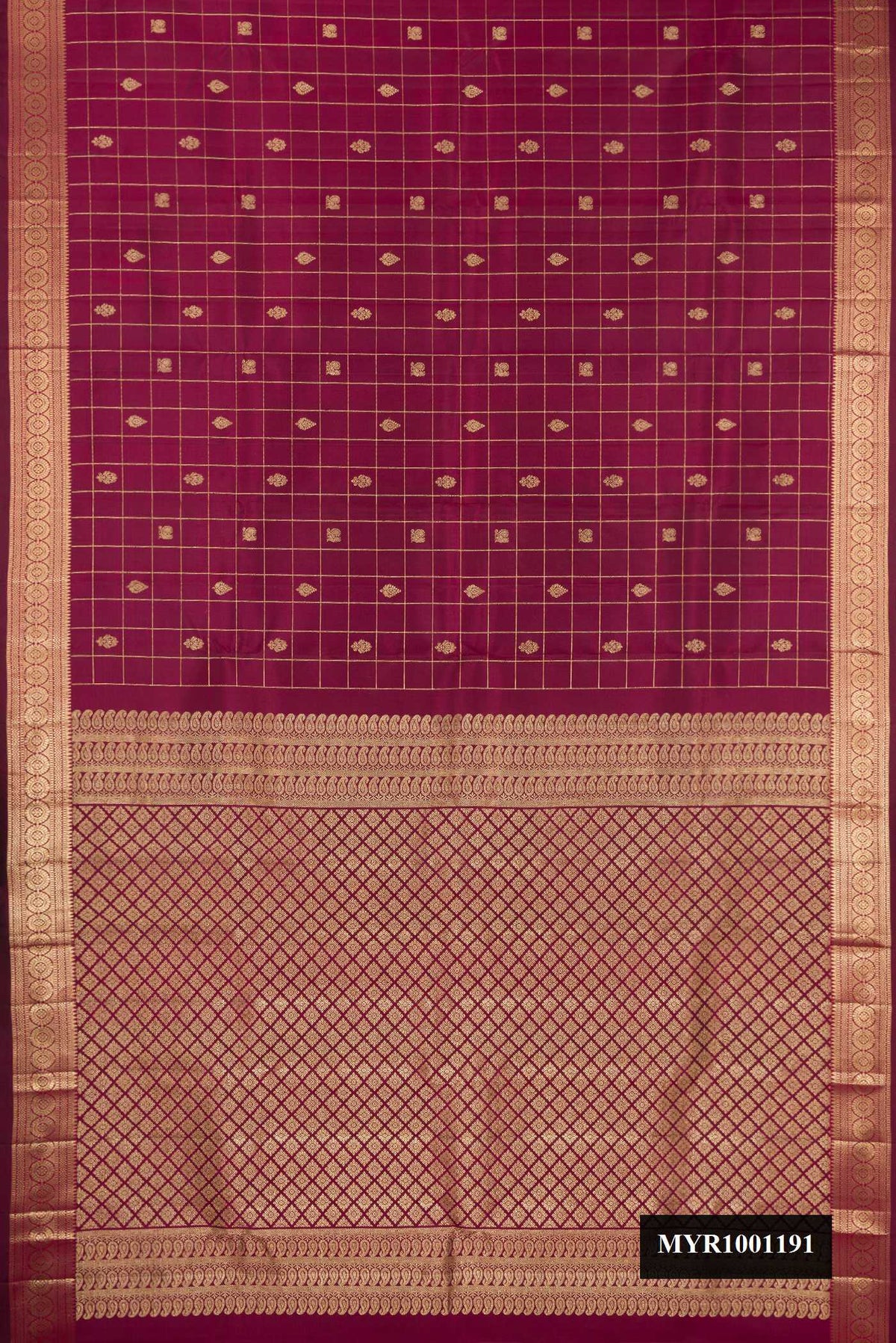 Magenta Dual Tone Kanchipuram Silk Saree with Checked design on the body and Zari Border.  displayed on a mannequin