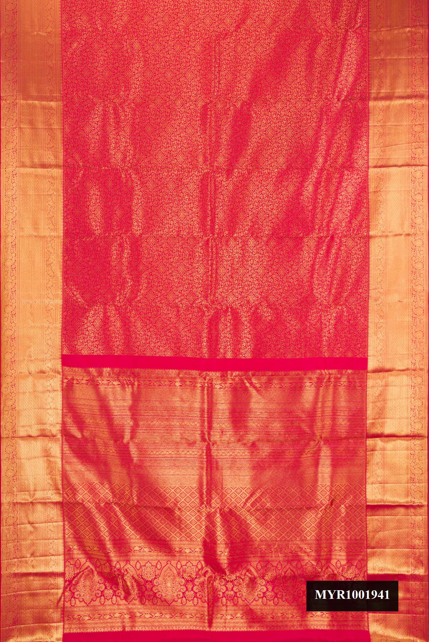 Dark Pink Dual Tone Kanchipuram Silk Saree with Zari Brocade on the body and Zari Border.  displayed on a mannequin