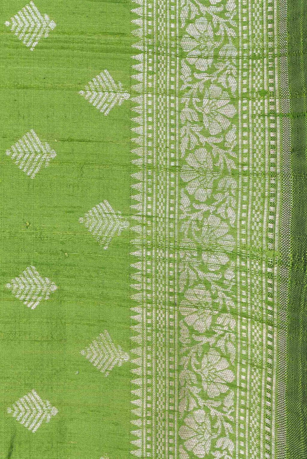 Border image of Parrot Green Dual Tone Raw Silk Saree with Zari Brocade on the body and Zari Border