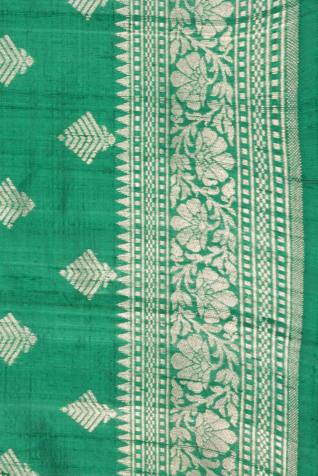 Border image of Green Dual Tone Raw Silk Saree with Zari Brocade on the body and Zari Border