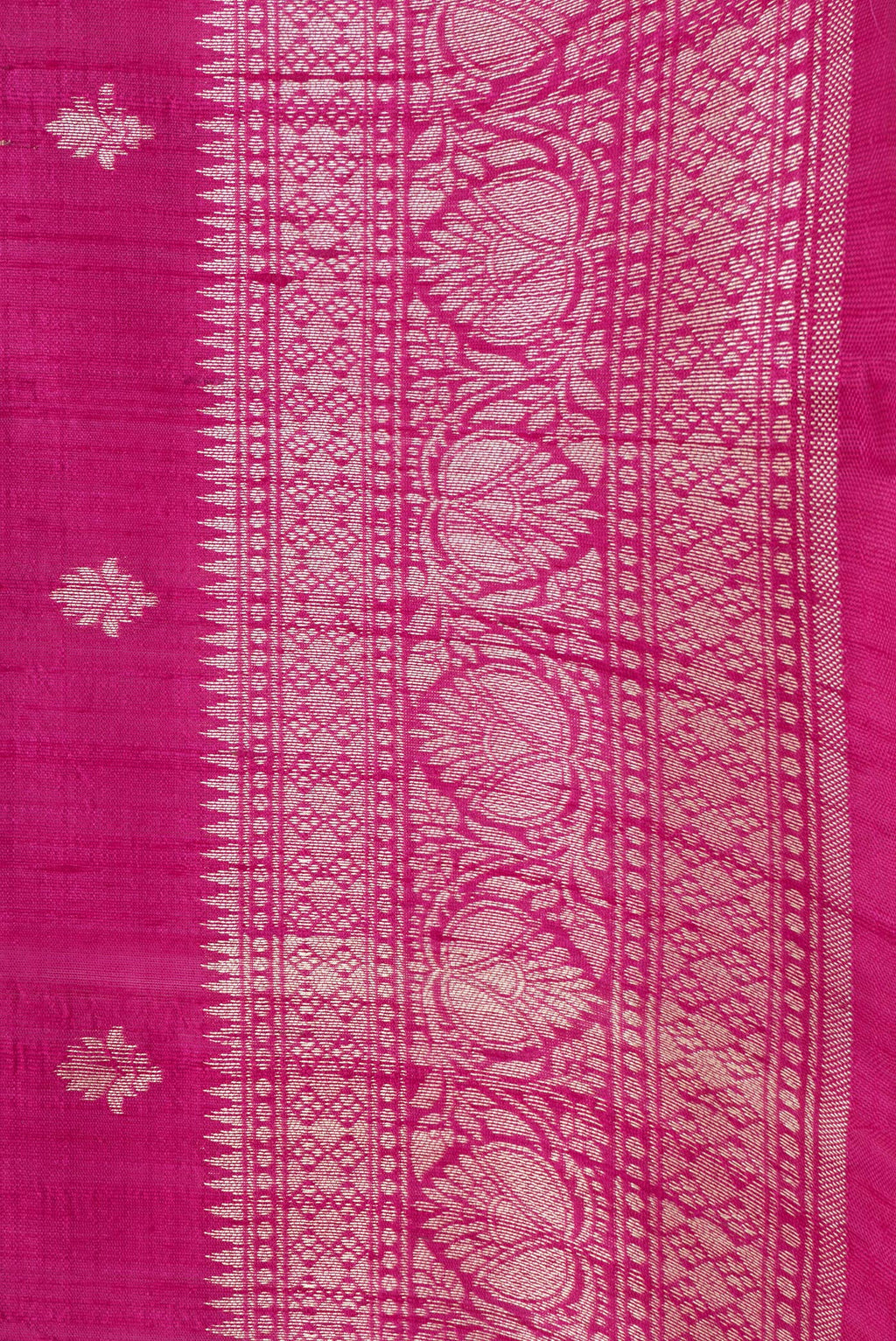 Border image of Pink Dual Tone Raw Silk Saree with Zari Butta on the body and Zari Border. 