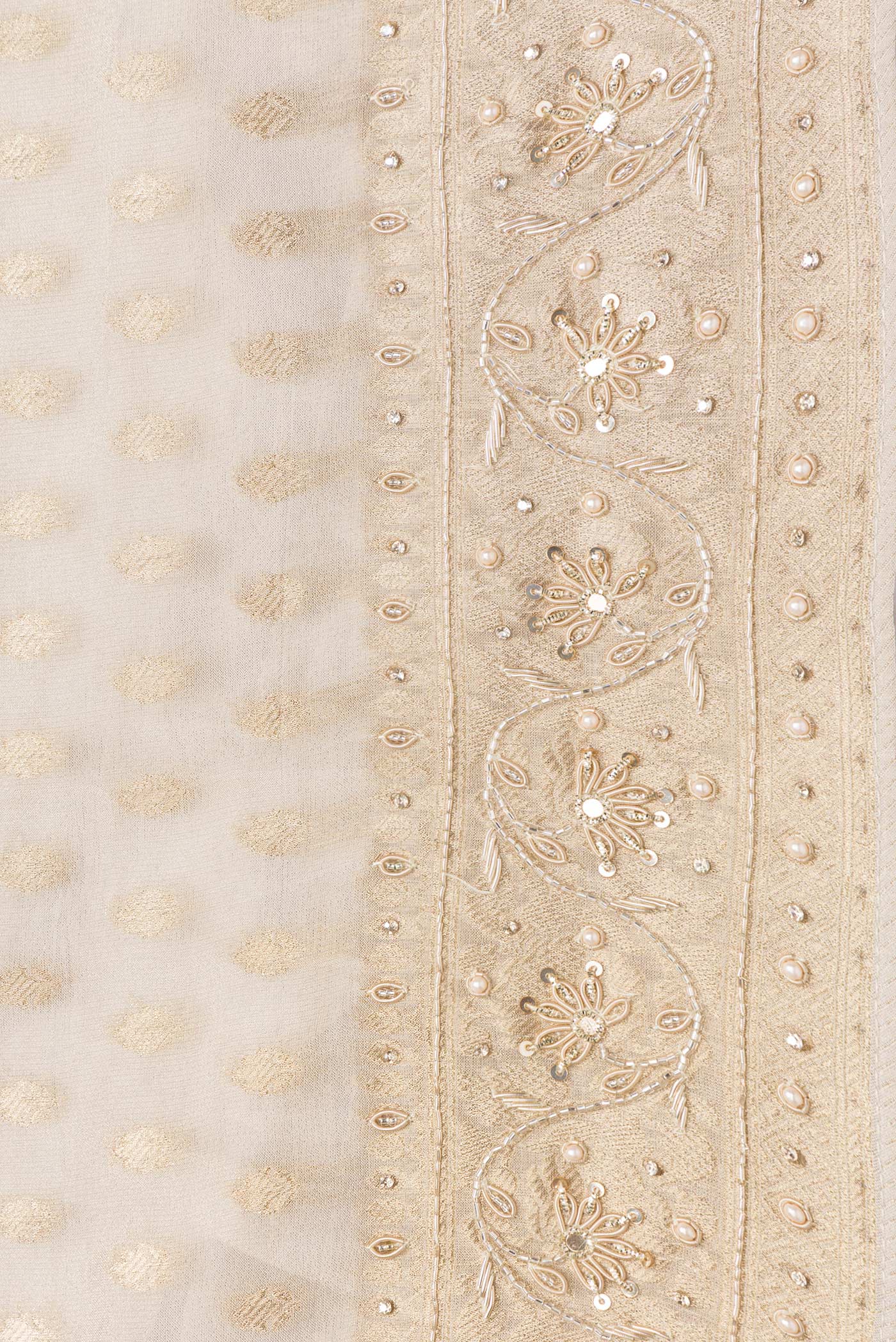 Border image of Gold Dual Tone Banarasi Georgette Saree with Zari Brocade on the body and Embroidery Border. 