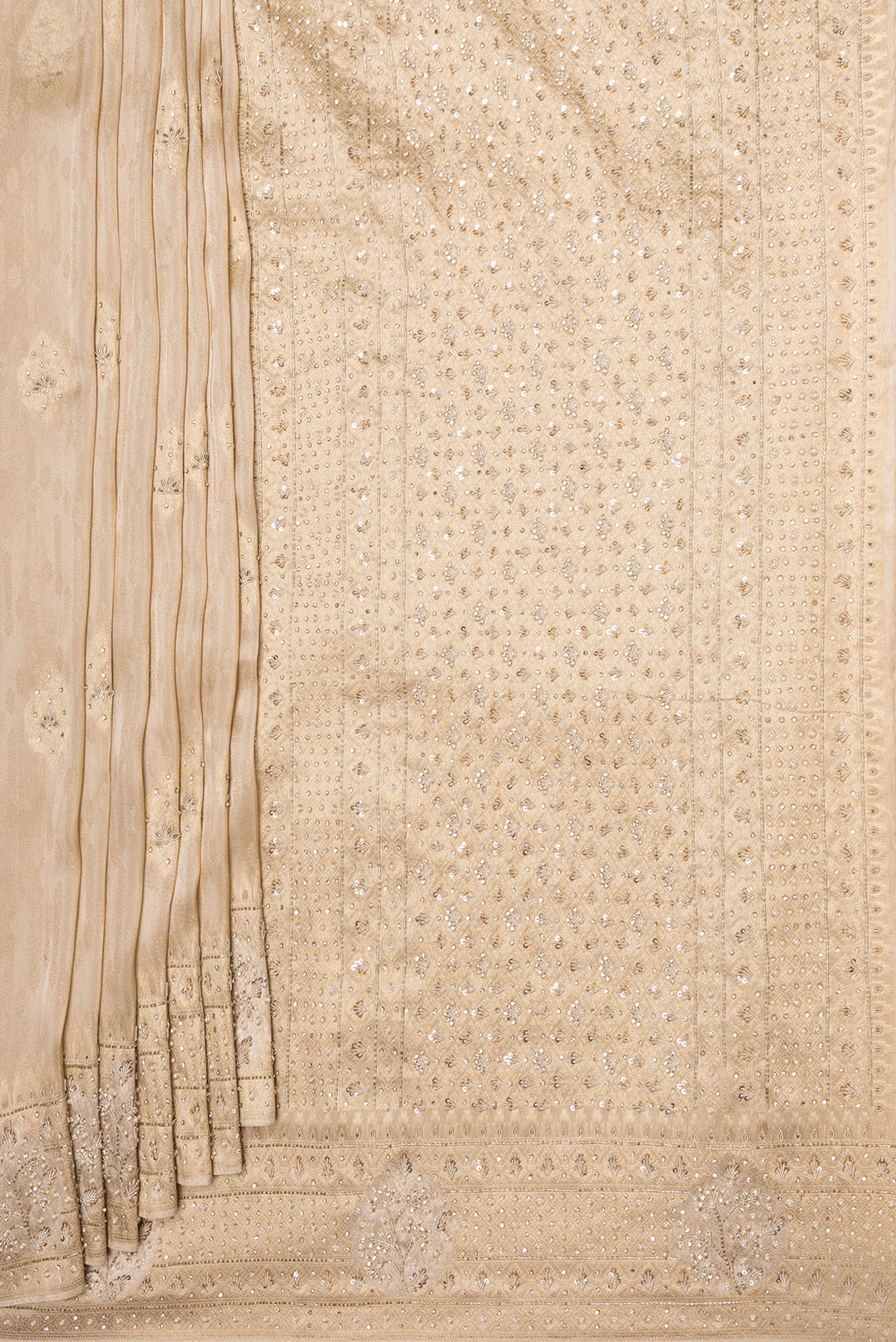 Pleats and pallu of Beige Dual Tone Banarasi Georgette Saree with Embroidery on the body and Embroidery Border. 
