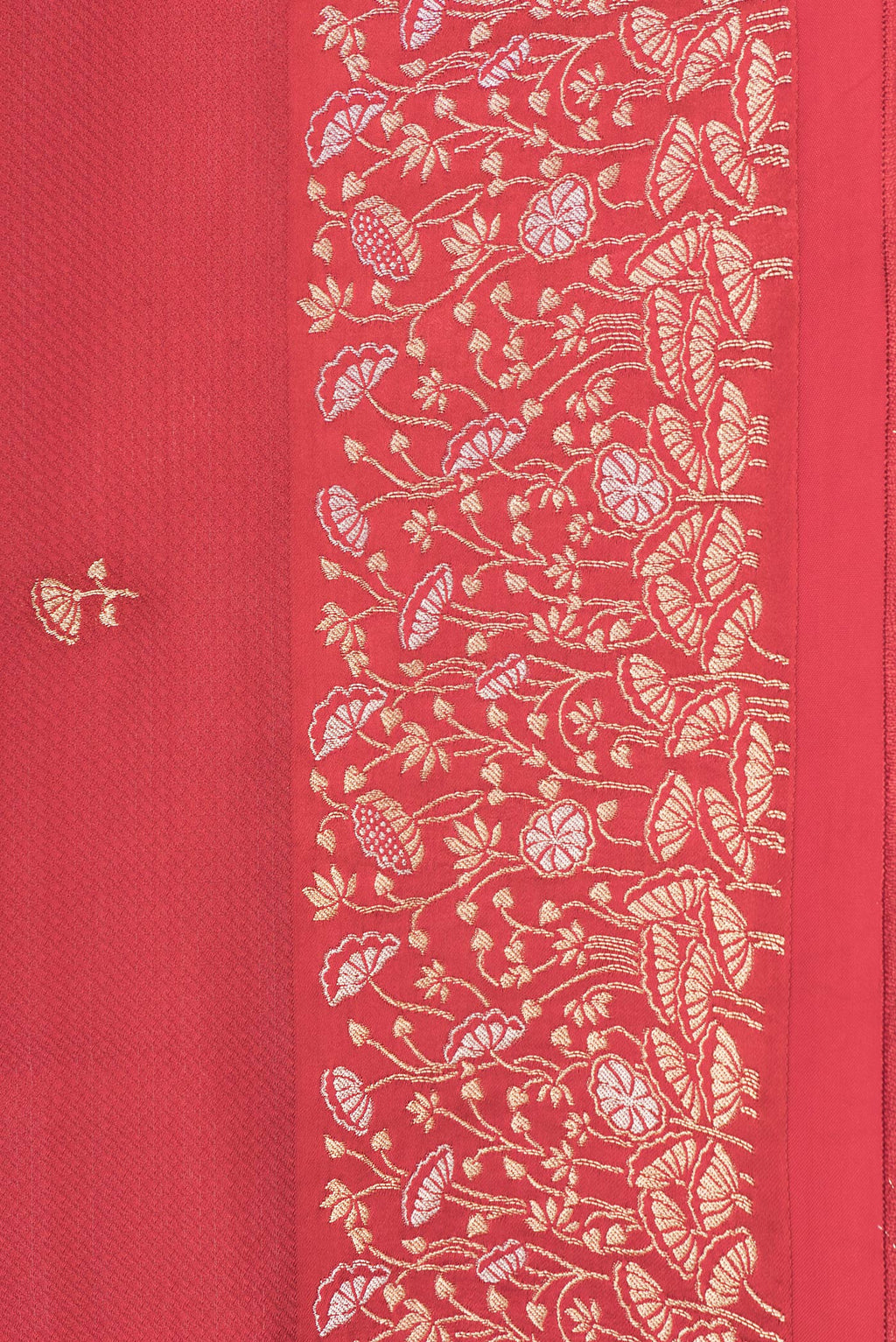 Border image of Maroon Dual Tone Banarasi Georgette Saree with Embroidery on the body and Fancy Border. 
