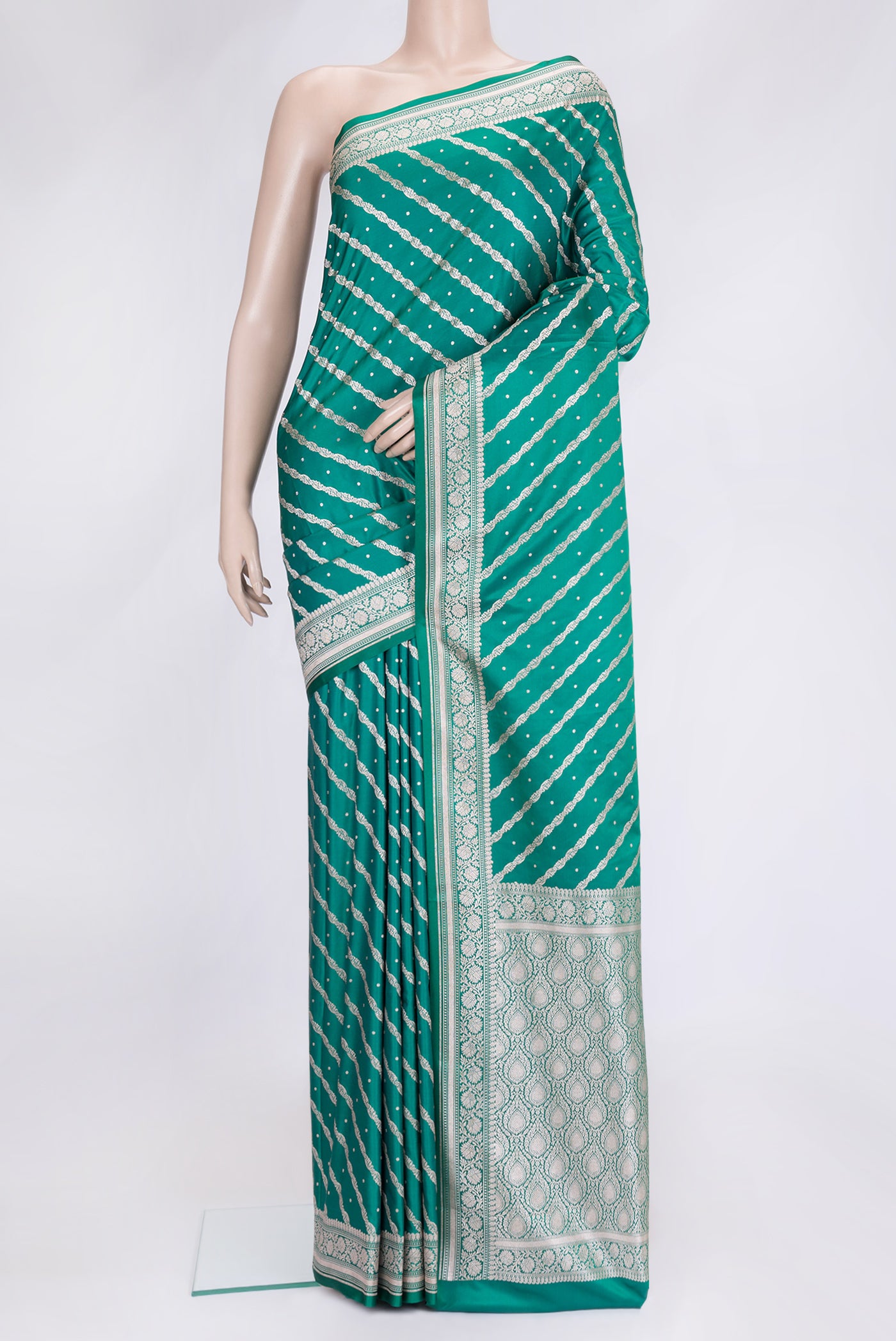 Green Dual Tone Blended Banarasi Silk Saree with Zari Brocade on the body and Zari Border.  displayed on a mannequin