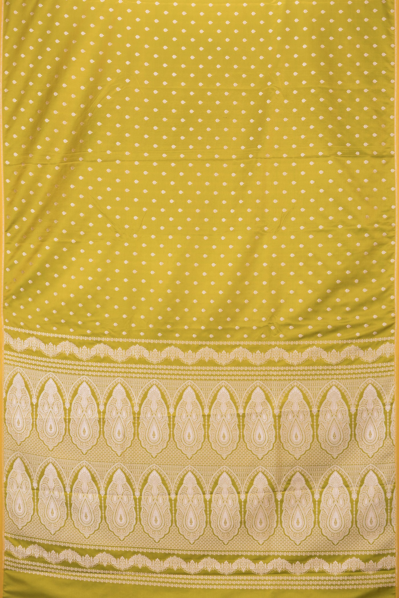 Flat view of Mehandi Green Blended Banarasi Silk Saree with Zari Butta on the body and Zari Border. 