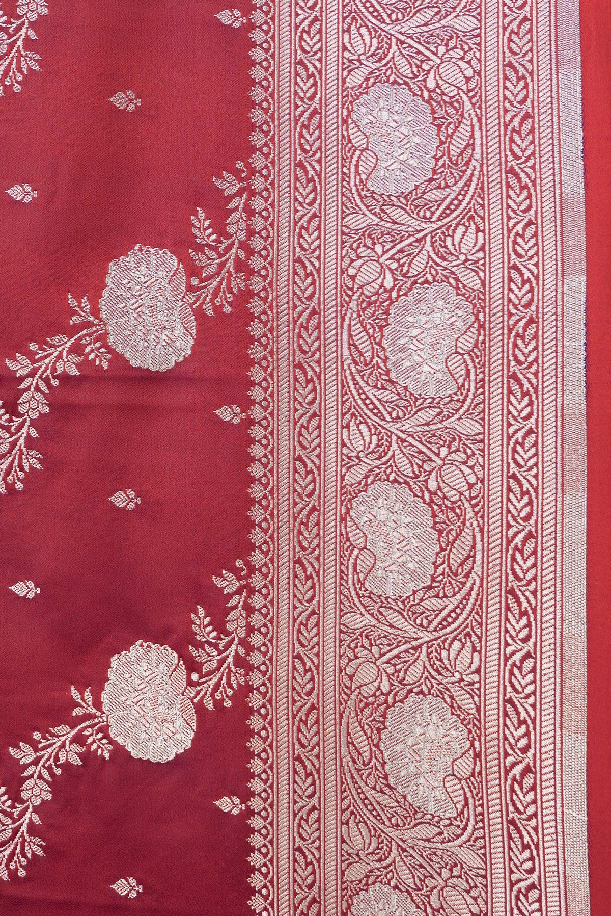 Border image of Maroon Dual Tone Blended Banarasi Silk Saree with Zari Brocade on the body and Zari Border. 