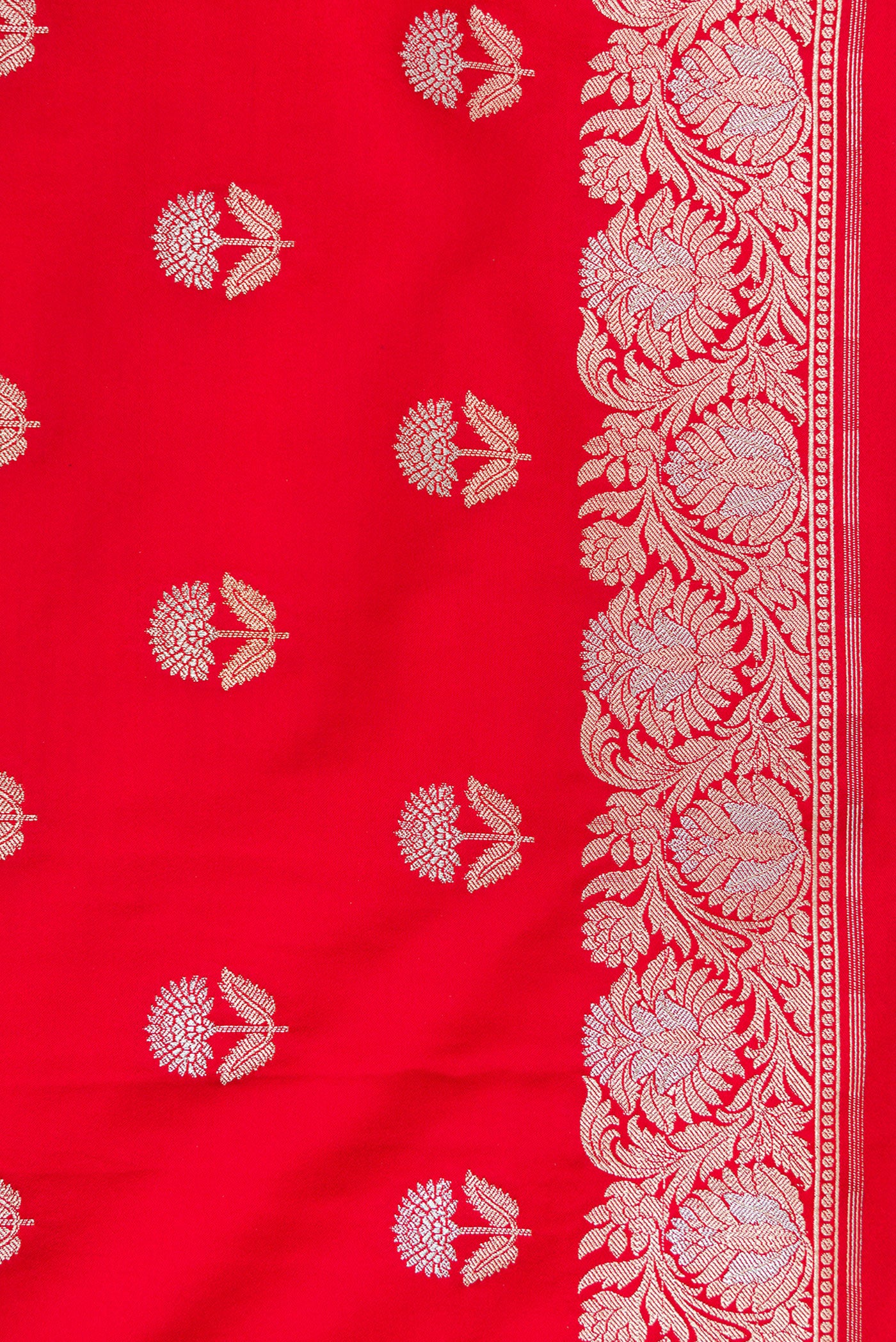 Border image of Red Dual Tone Blended Banarasi Silk Saree with Zari Butta on the body and Zari Border. 