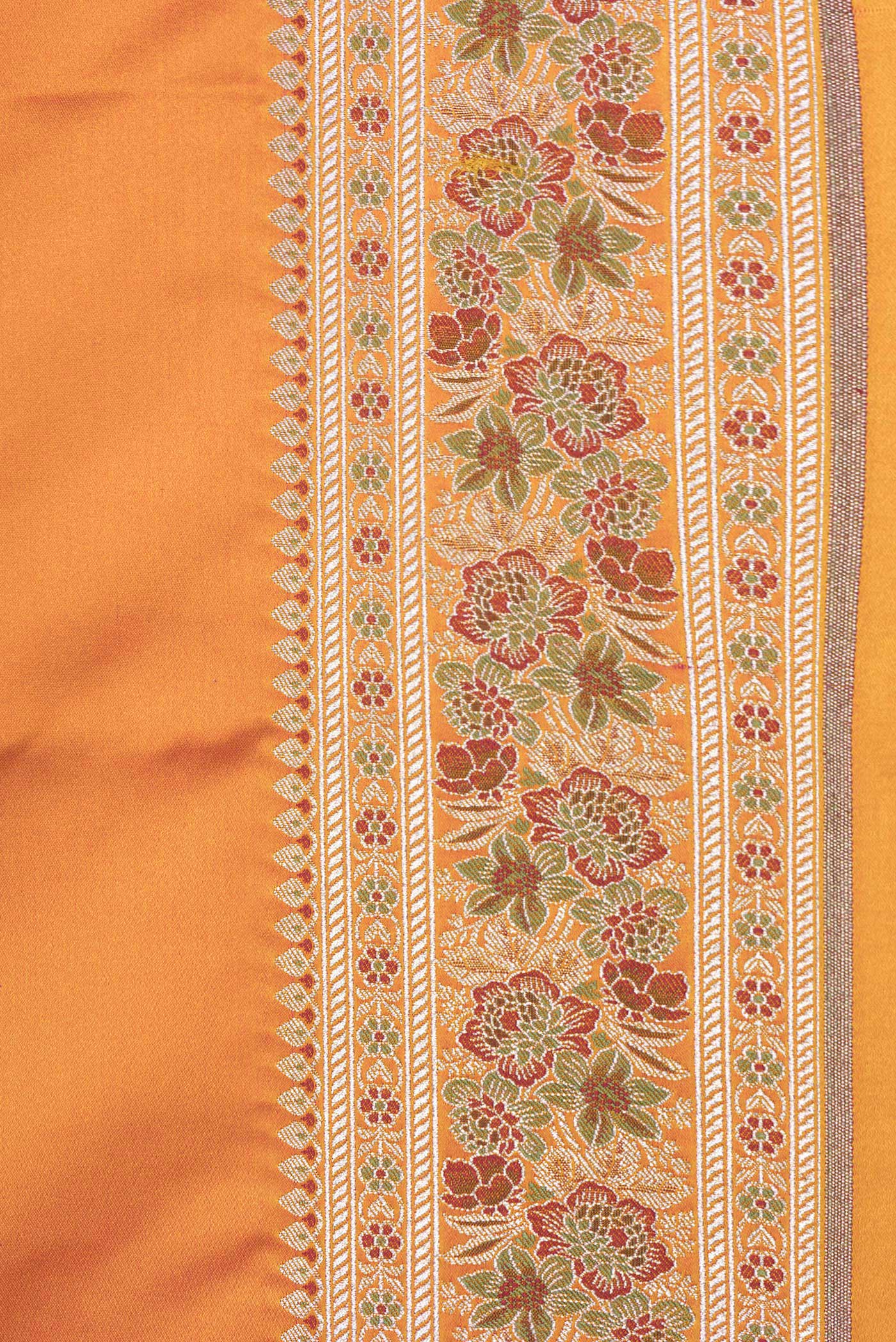 Border image of Yellow Dual Tone Banarasi Silk Saree with Plain Body and Fancy Border. 