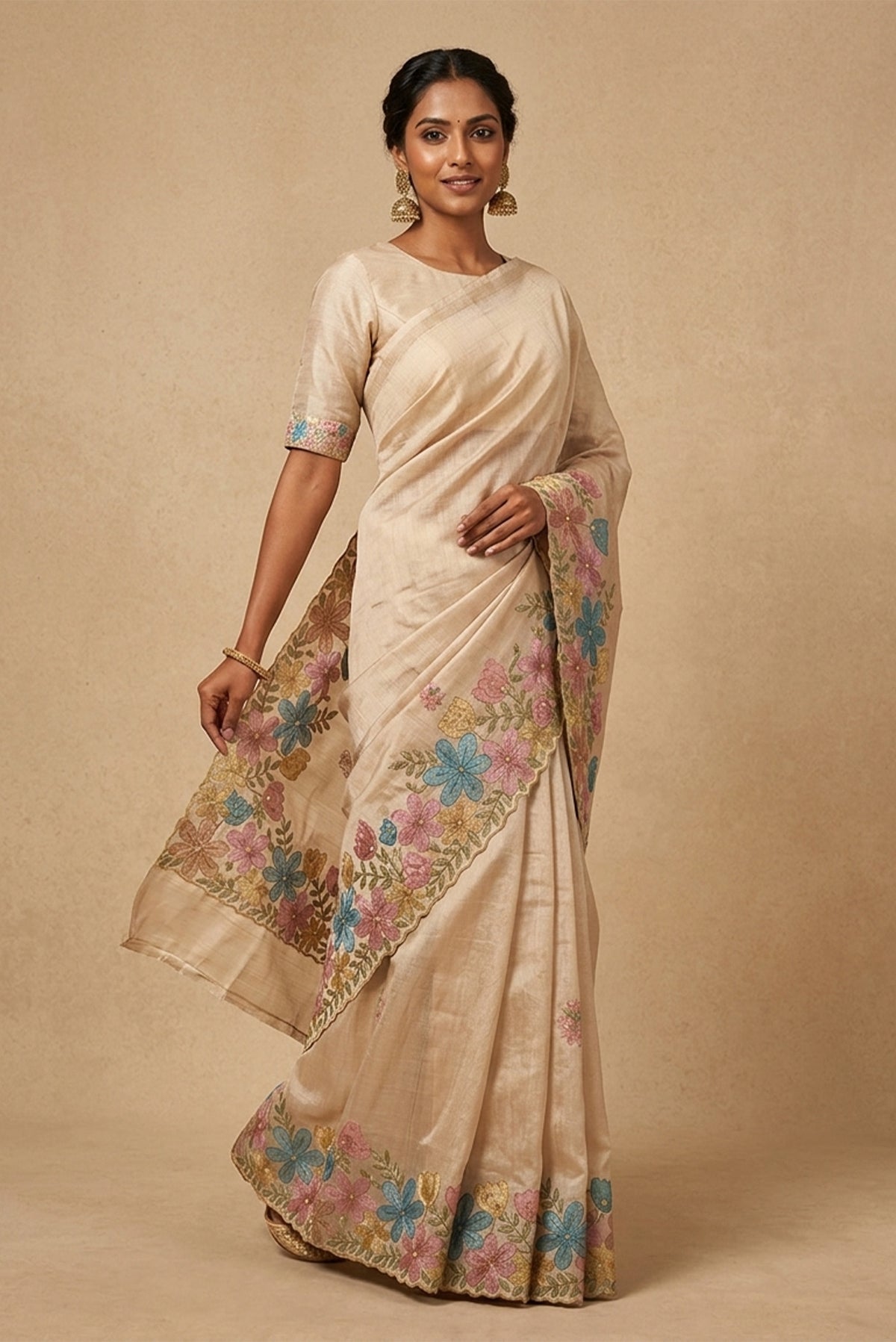 Model wearing a Beige Dual Tone Blended Organza Silk Saree with Plain Body and Fancy Border.