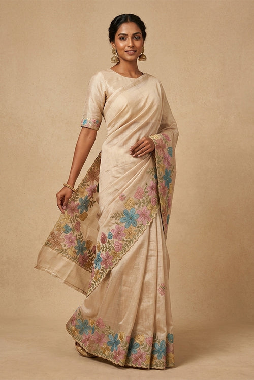 Model wearing a Beige Dual Tone Blended Organza Silk Saree with Plain Body and Fancy Border.