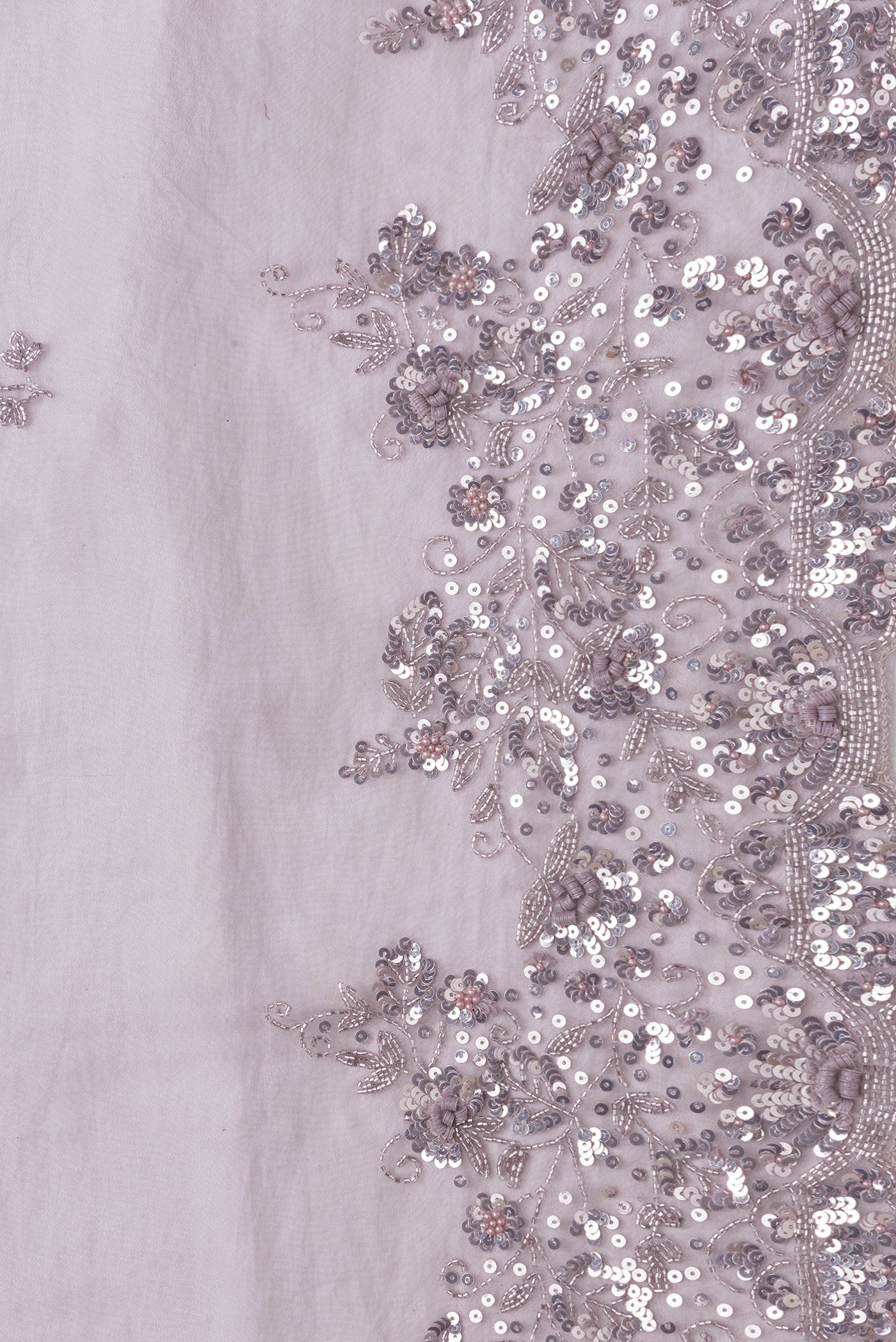 Border image of Lilac Dual Tone Organza Silk Saree with Embroidery on the body and Embroidery Border. 