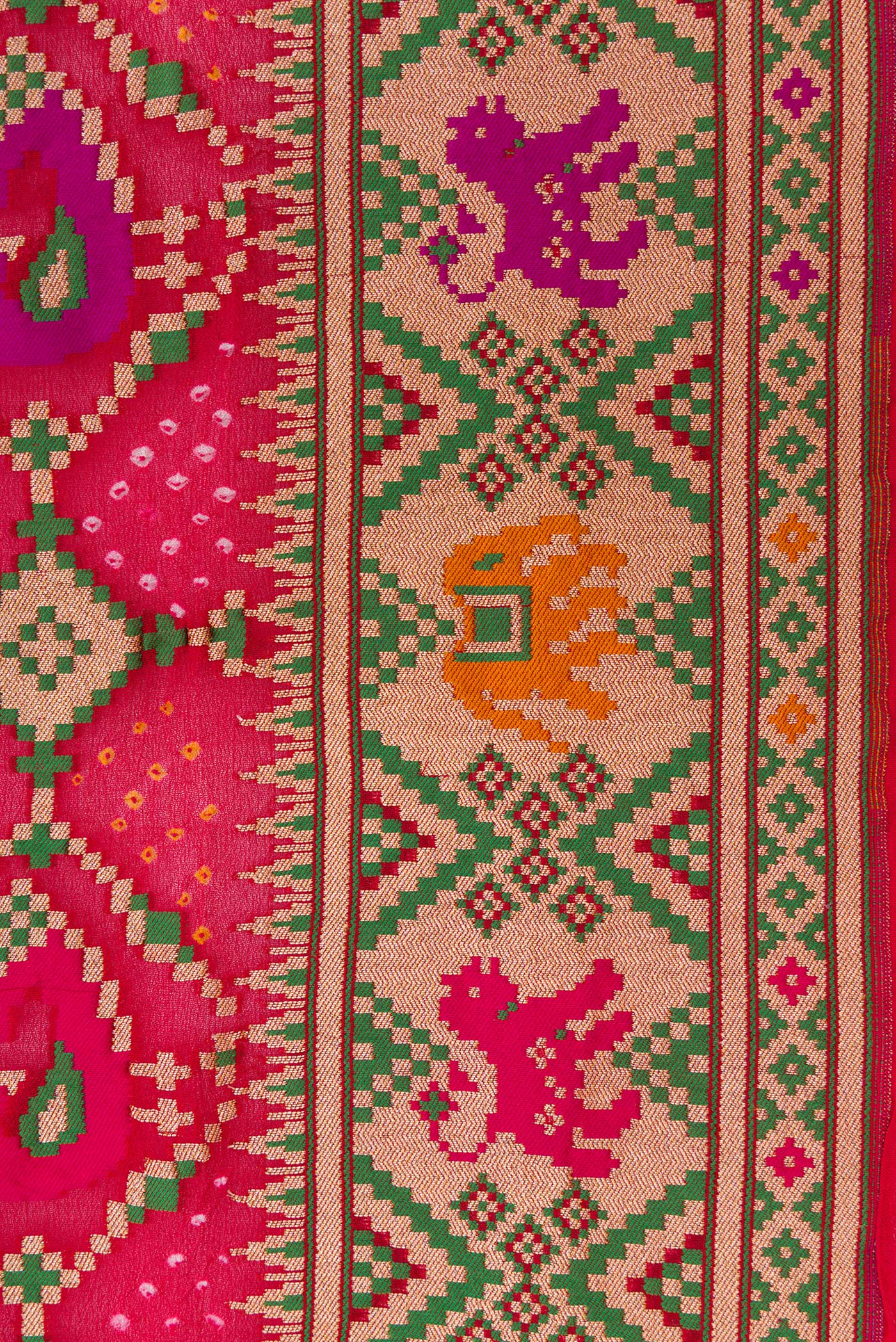 Border image of Red Dual Tone Banarasi Georgette Saree with Bandhani Print on the body and Fancy Border. 