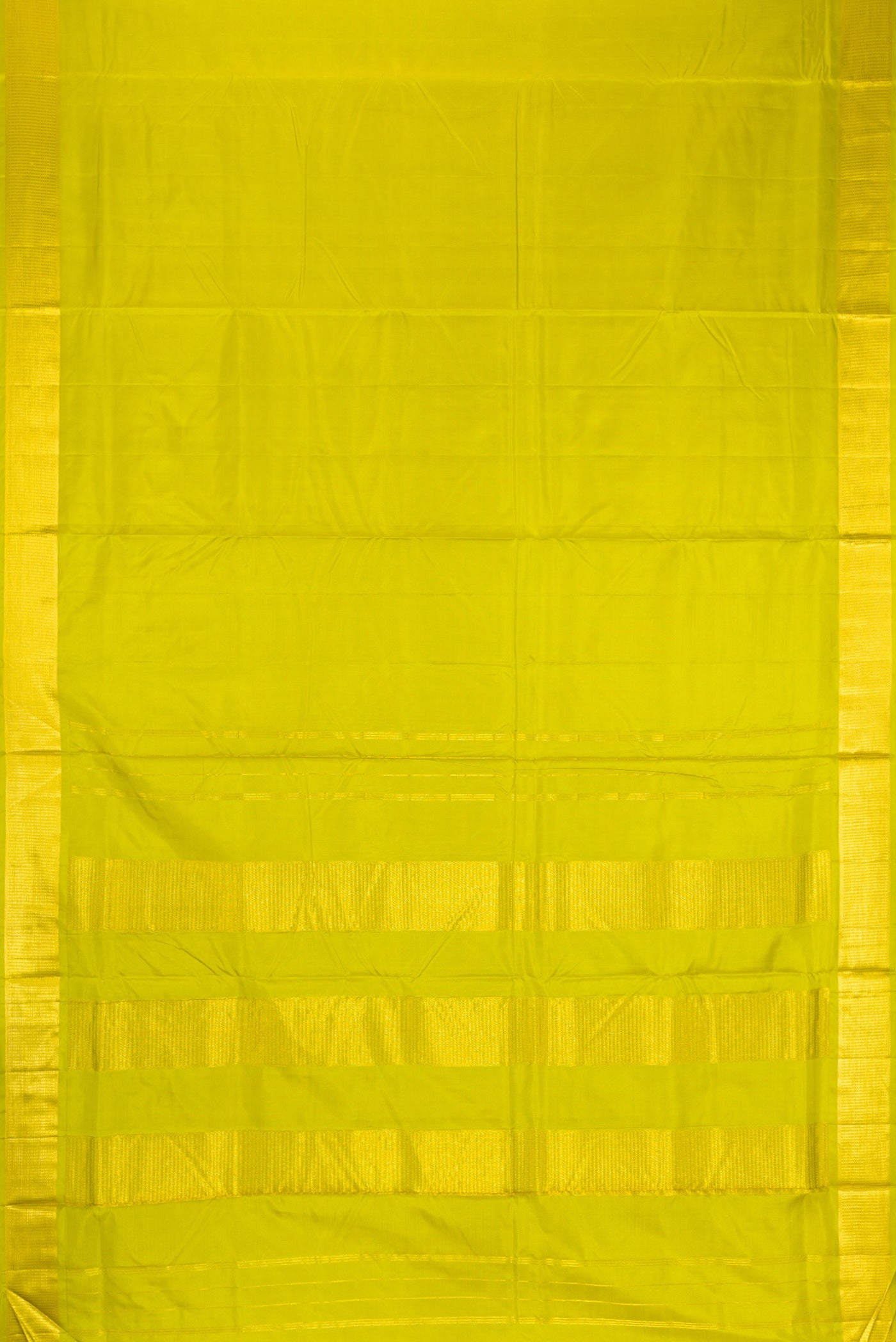 Flat view of Parrot Green Dual Tone Kanchipuram Silk Nine Yards Saree with Plain Body and Zari Border. 