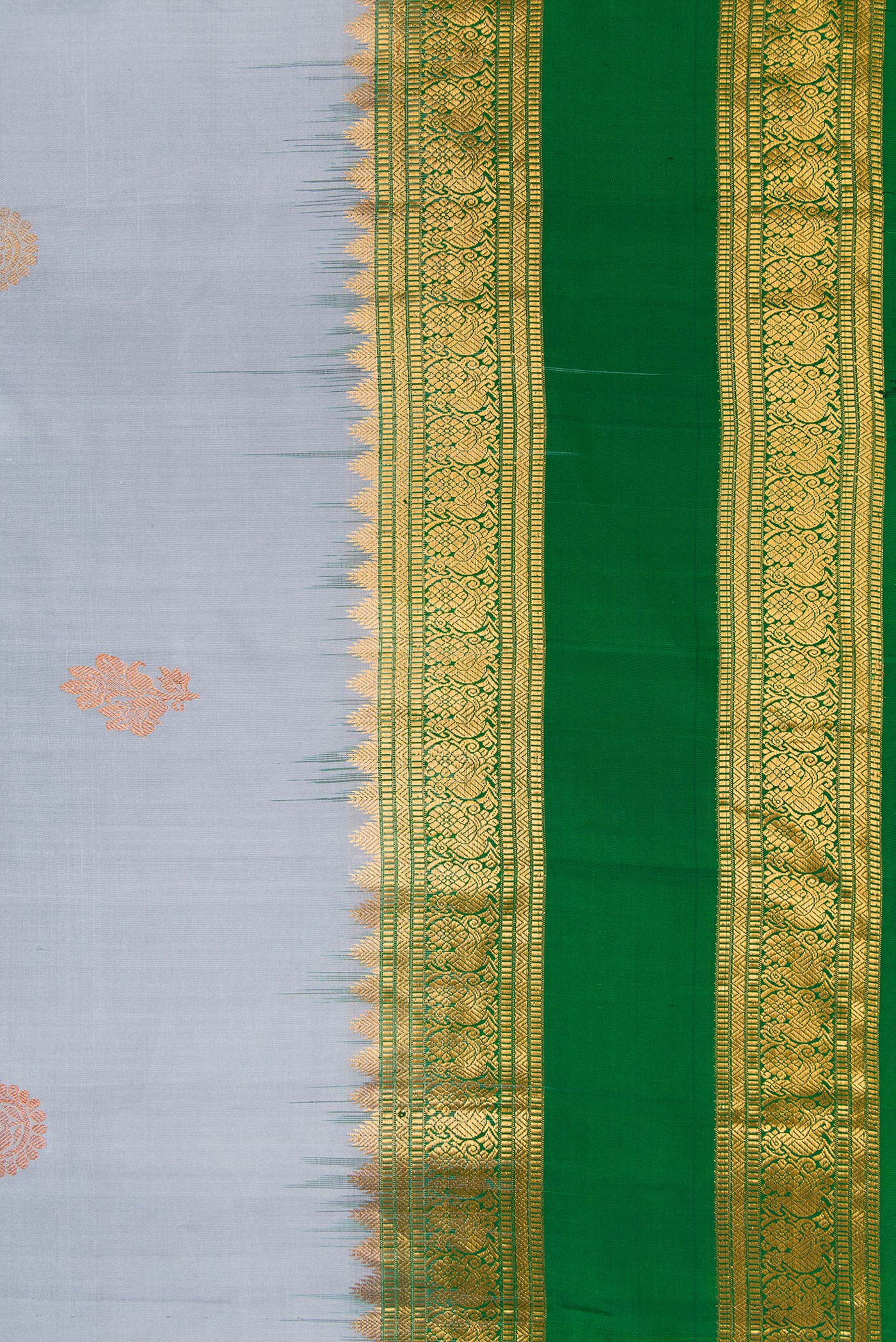 Border image of Grey Dual Tone Gadwal Silk Saree with Zari Butta on the body and Zari Border. 
