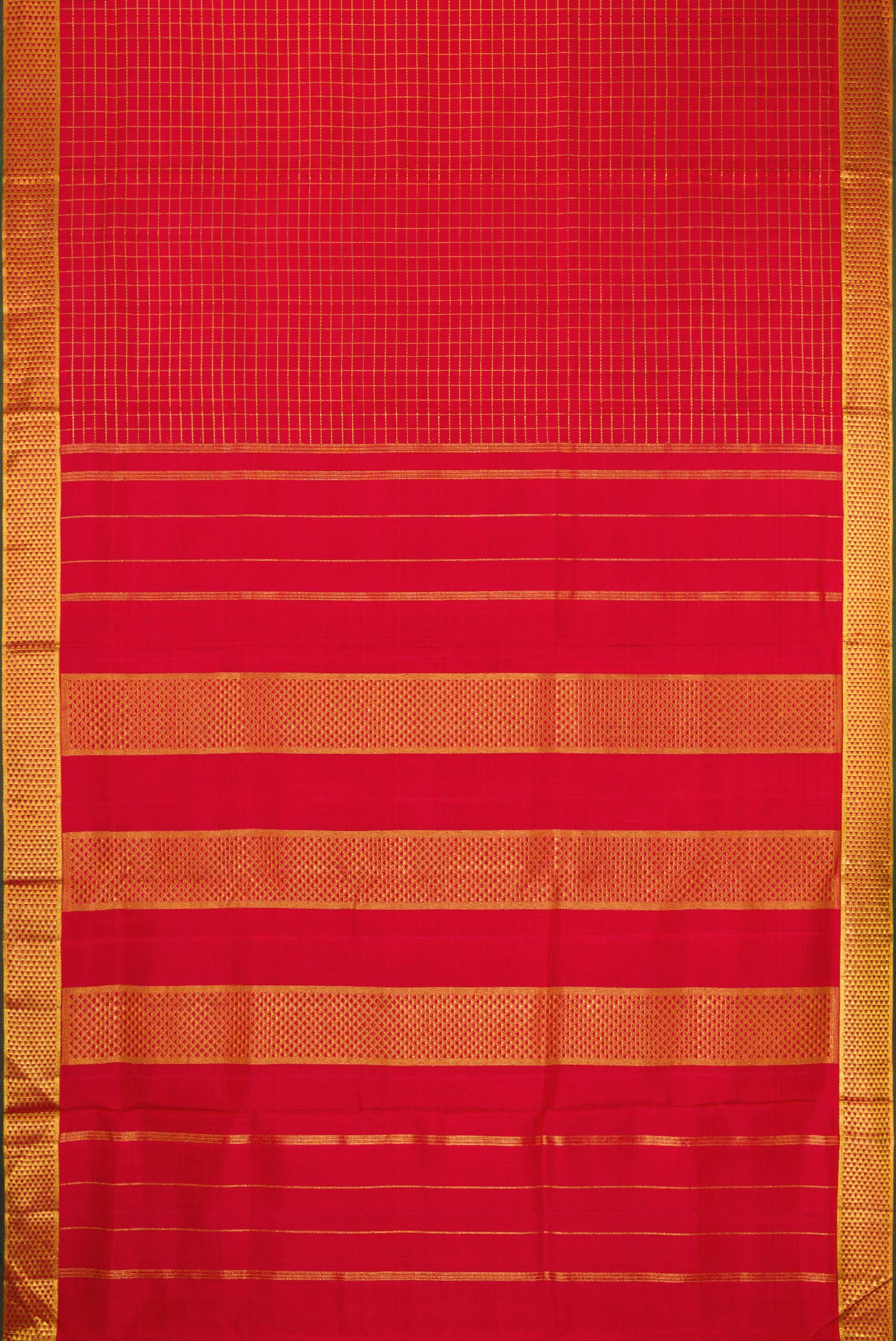 Flat view of Red Dual Tone Kanchipuram Silk Nine Yards Saree with Checked design on the body and Zari Border. 