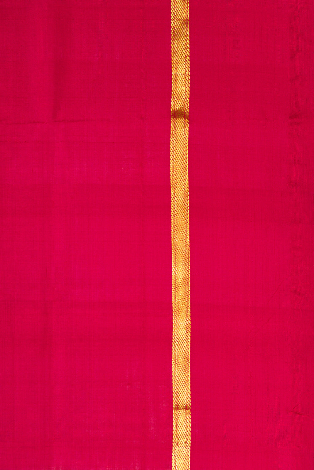 Border image of Maroon Dual Tone Kanchipuram Silk Nine Yards Saree with Plain Body and Zari Border. 