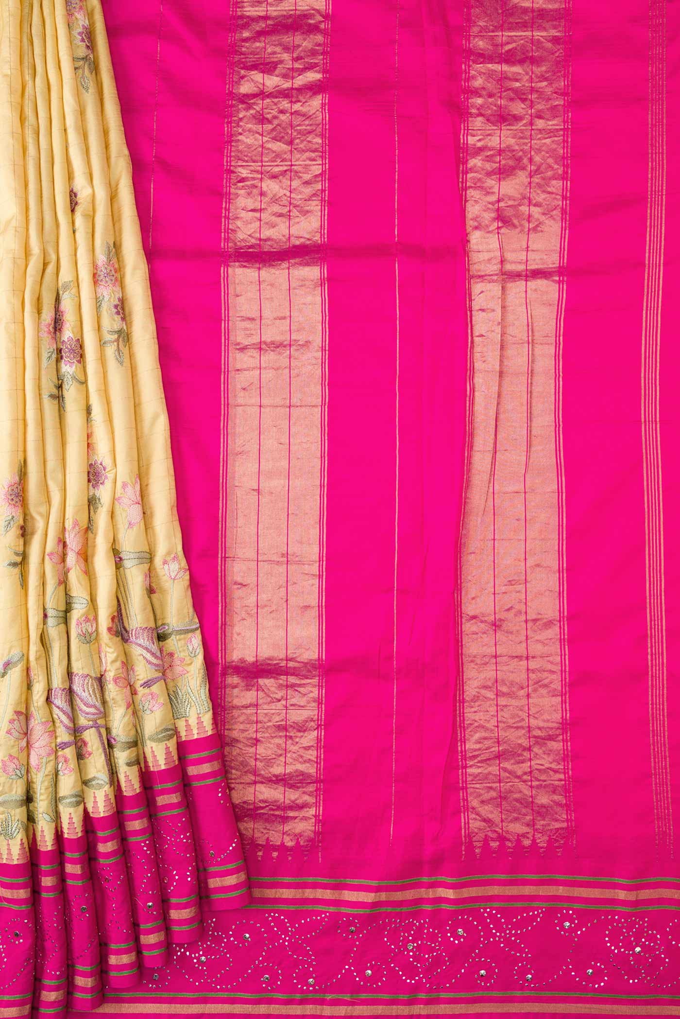 pleats pallu