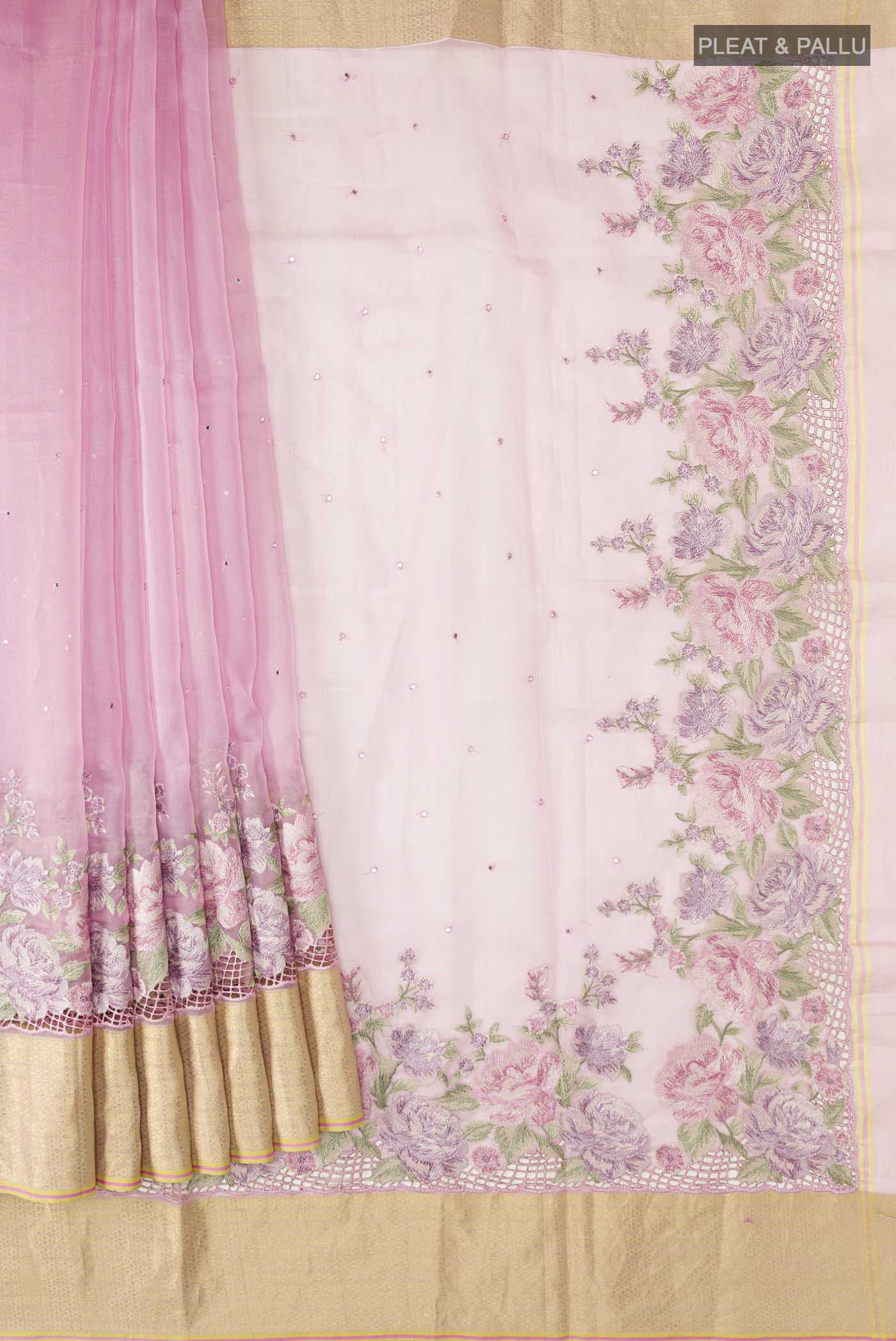 pleats pallu