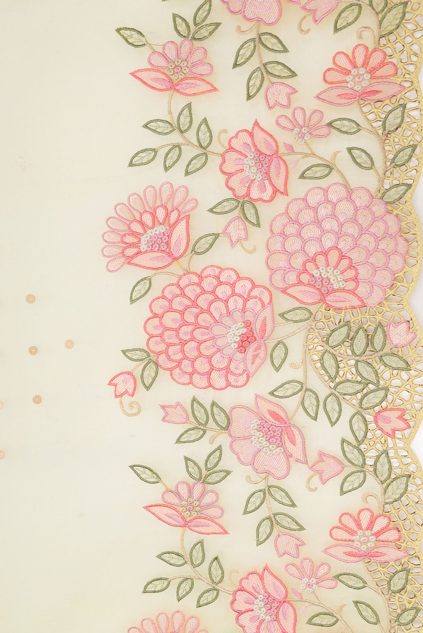 Border image of Lemon Yellow Dual Tone Organza Silk Saree with Embroidery on the body and Embroidery Border. 