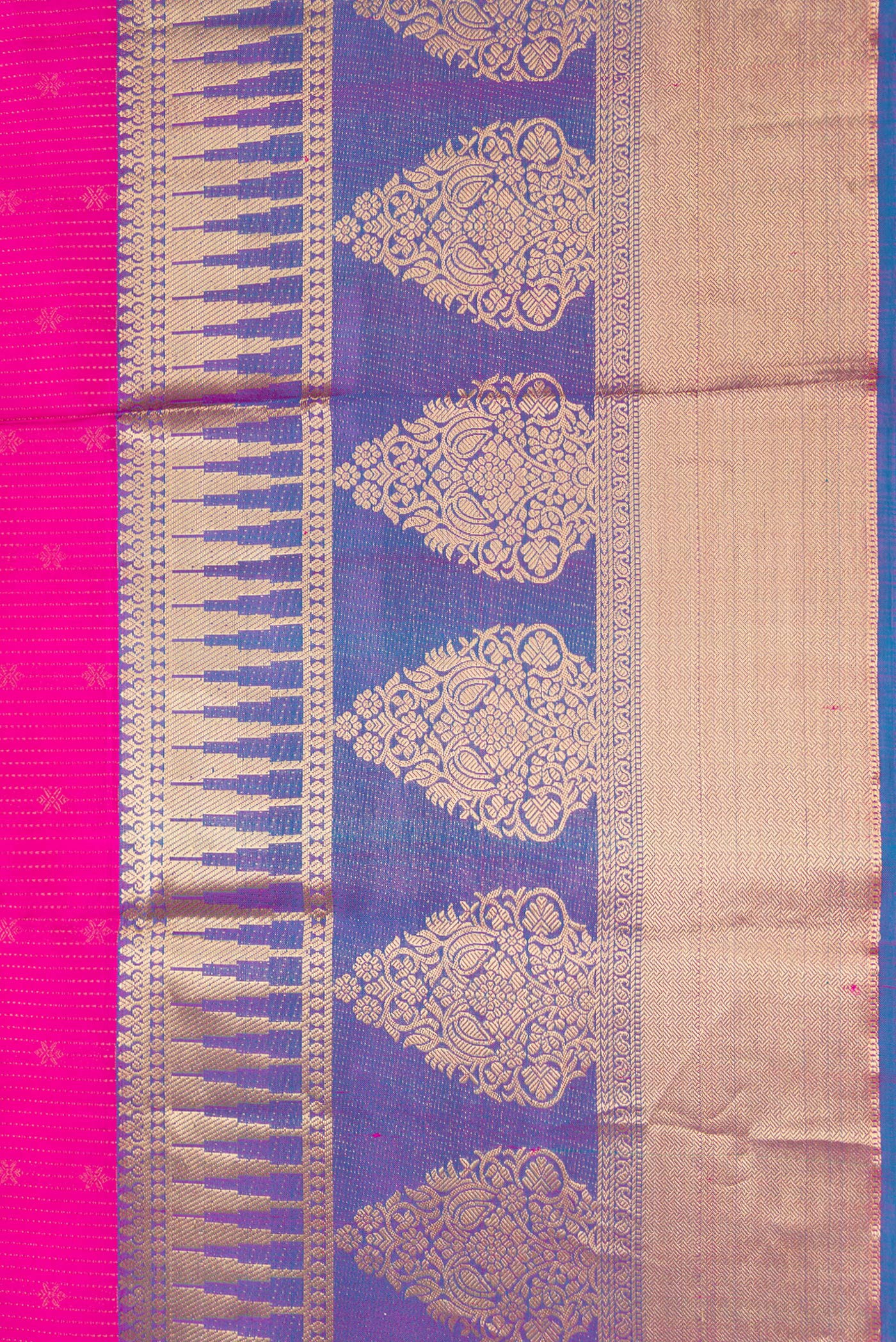 Border image of Pink Dual Tone Kanchipuram Silk Saree with Stripes on the body and Zari Border. 