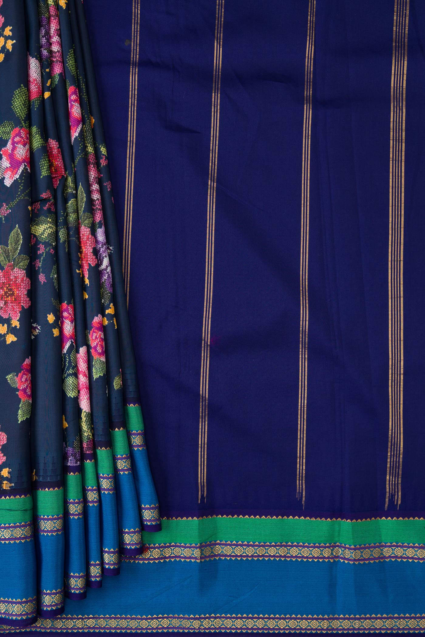 pleats pallu