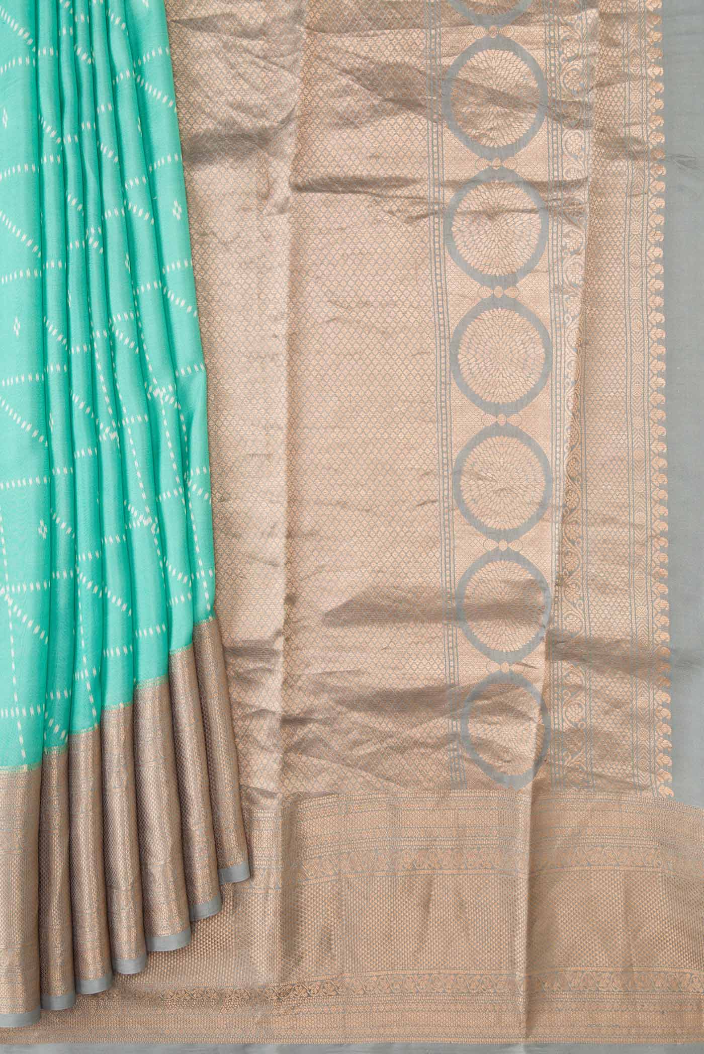pleats pallu
