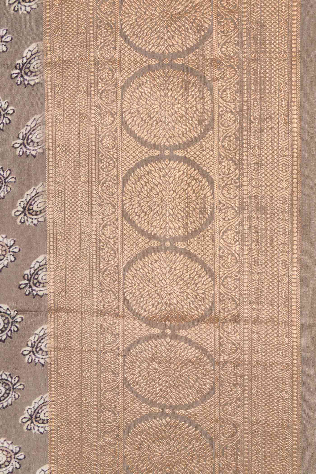 Border image of Grey Dual Tone Kanchipuram Silk Saree with Printed design on the body and Temple Border