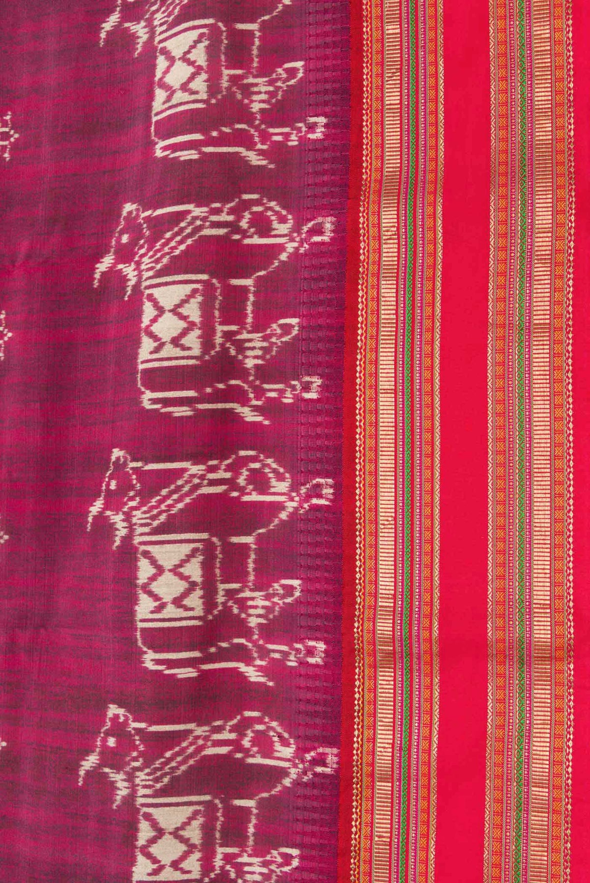 Border image of Purple Dual Tone Kanchipuram Silk Saree with Printed design on the body and Thread Border