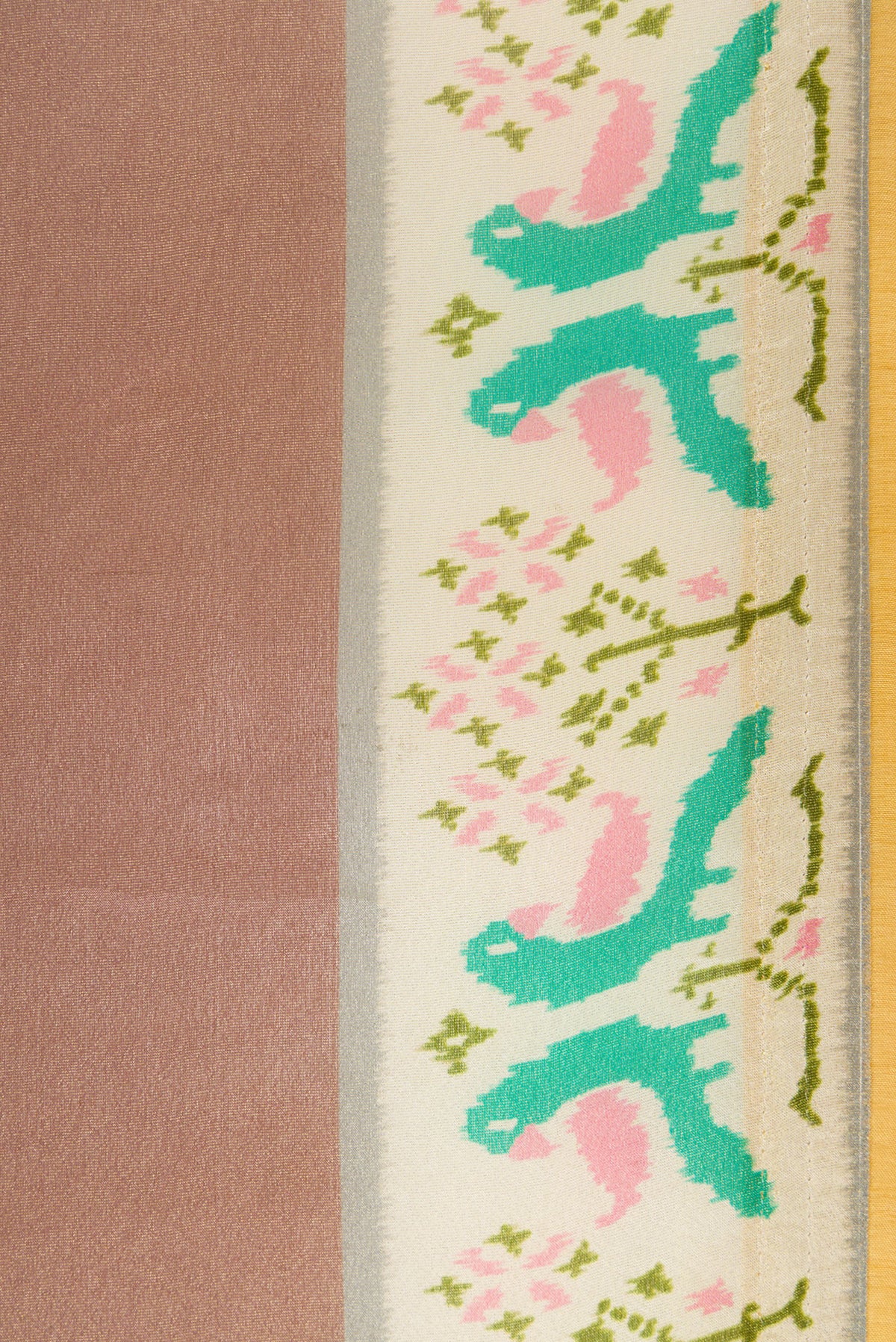 Border image of Brown Dual Tone Mysore Georgette Saree with Plain Body and Fancy Border. 