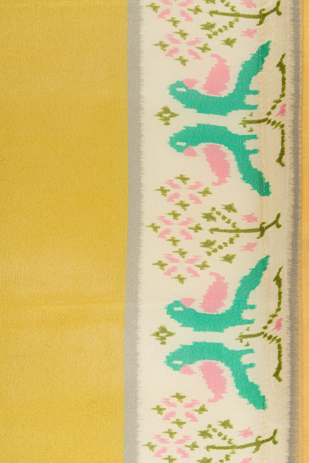Border image of Parrot Green Dual Tone Mysore Georgette Saree with Plain Body and Fancy Border. 