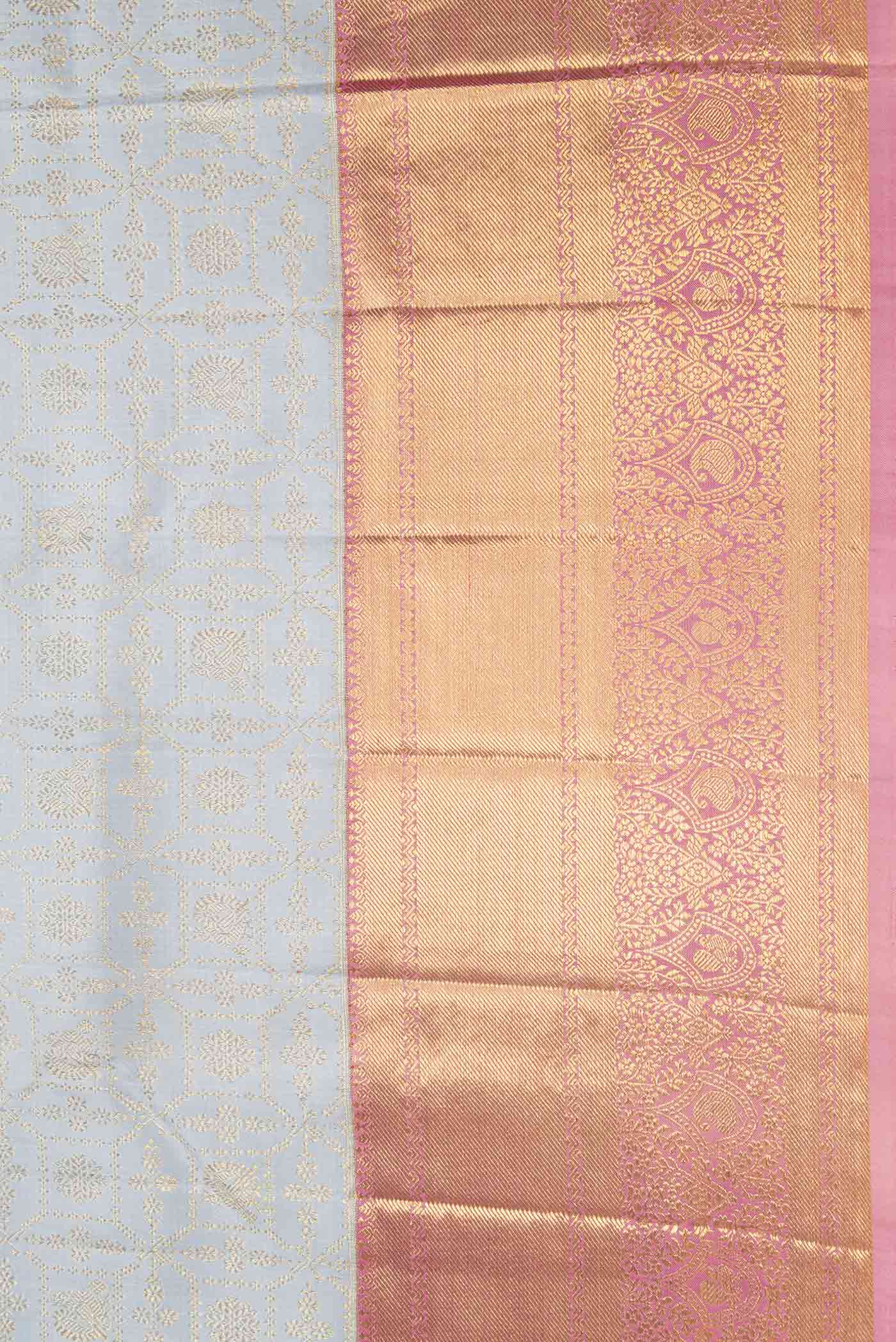 Border image of Grey Dual Tone Kanchipuram Silk Saree with Zari Brocade on the body and Zari Border. 
