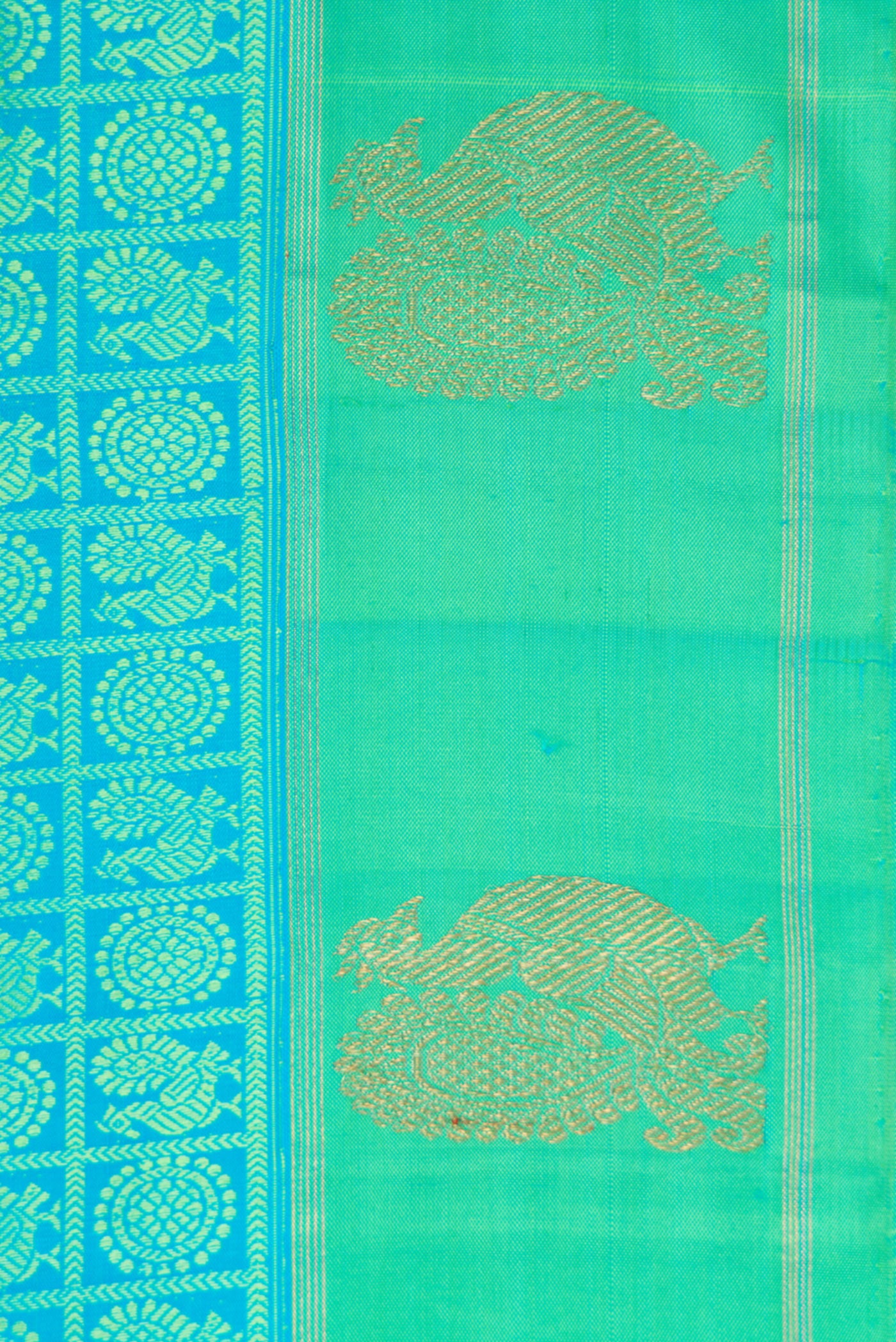 Border image of Pure Silk Pure Zari Sea Green Dual Tone Kanjivaram Saree with Jacquard design on the body and Fancy Border. 