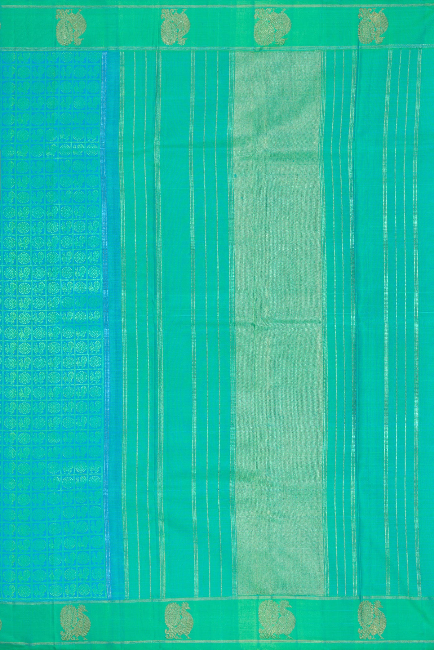 Close up image of the pallu of Pure Silk Pure Zari Sea Green Dual Tone Kanjivaram Saree with Jacquard design on the body and Fancy Border. 