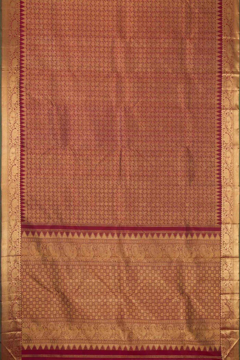 Flat view of Maroon Dual Tone Kanchipuram Silk Saree with Zari Brocade on the body and Zari Border