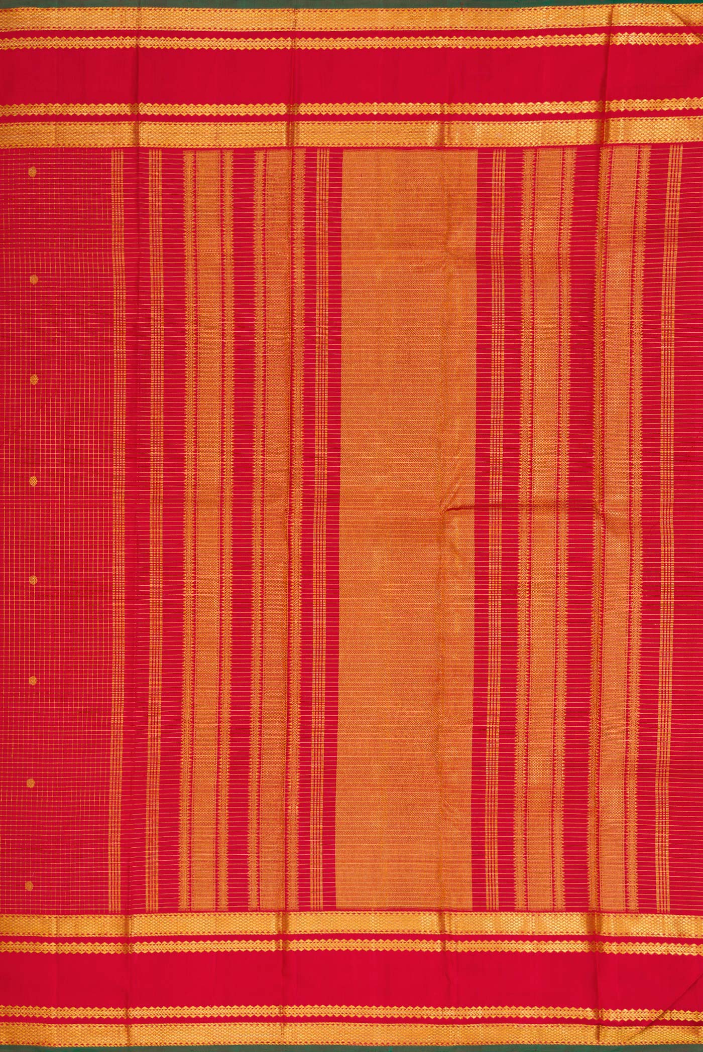 Close up image of the pallu of Deep Red Dual Tone Kanjivaram Silk Saree with Checked design on the body and Zari Border. 