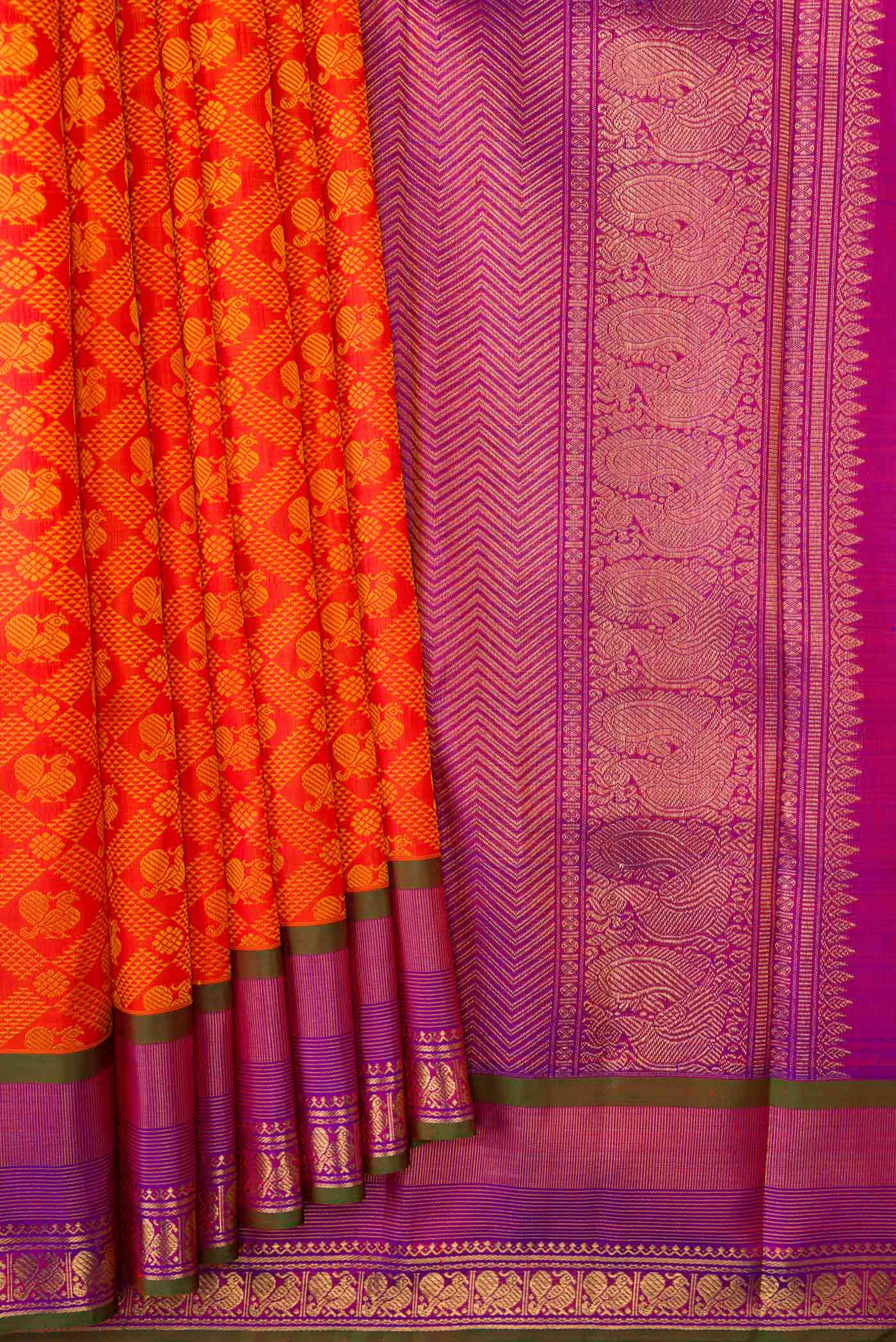 pleats pallu