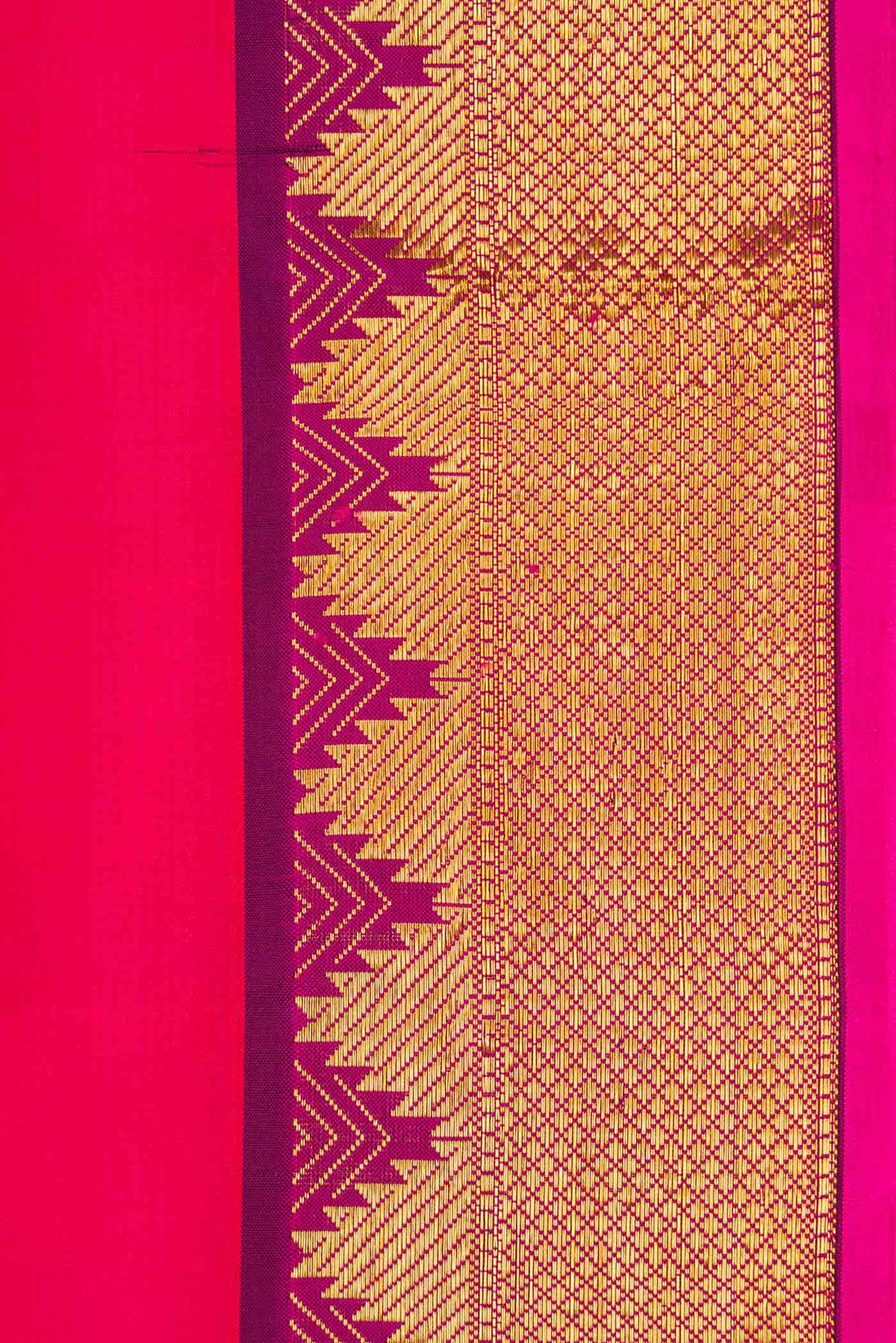Border image of Pink Kanchipuram Silk Saree with Plain Body and Zari Border