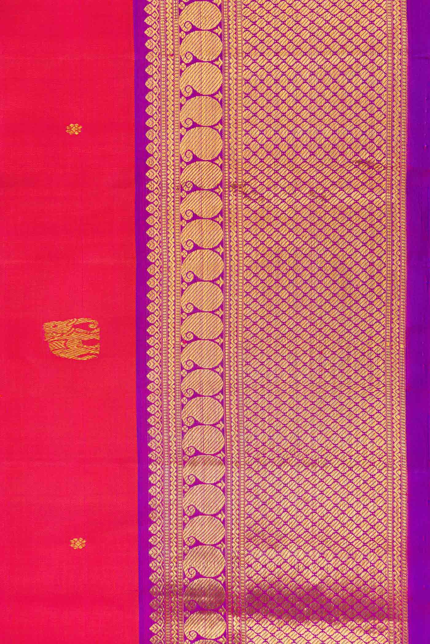 Border image of Pure Silk Pure Zari Pink Dual Tone Kanchipuram Saree with Zari Butta on the body and Zari Border