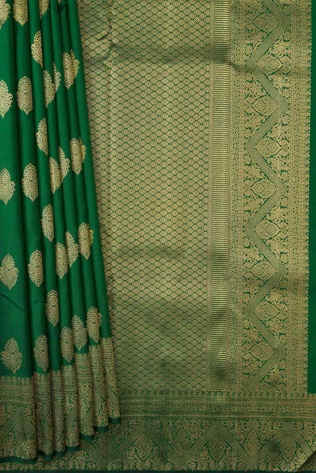 pleats pallu