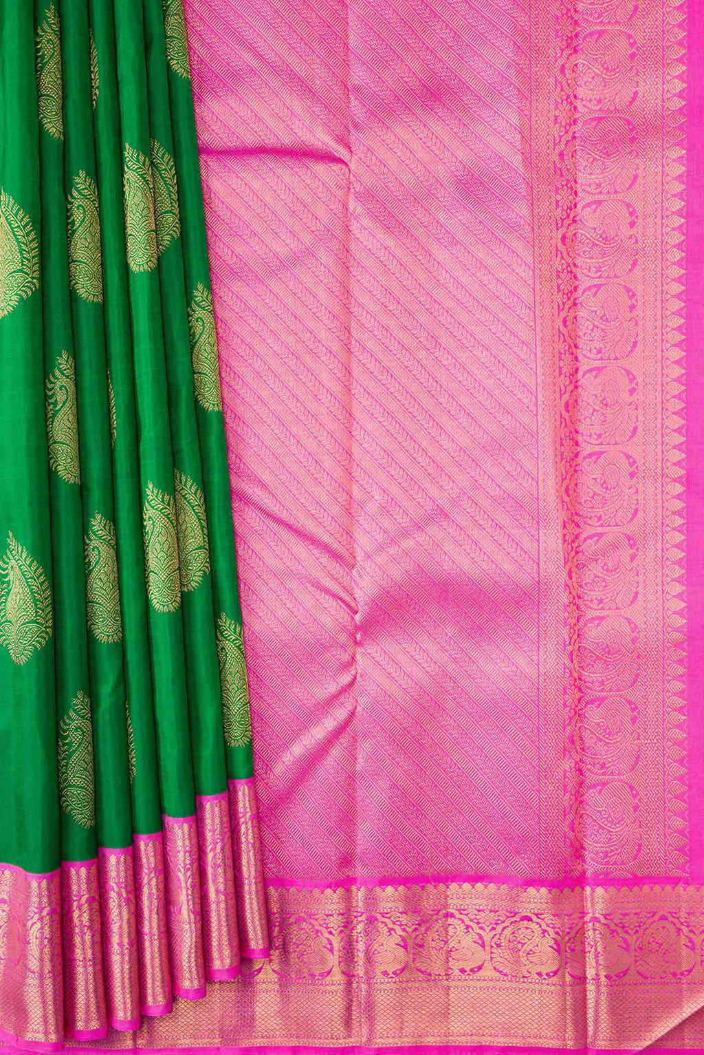 pleats pallu